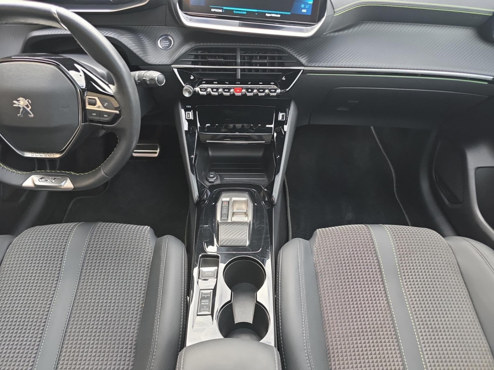 Peugeot 208 GT 5D CVT (2023) - Photo 14