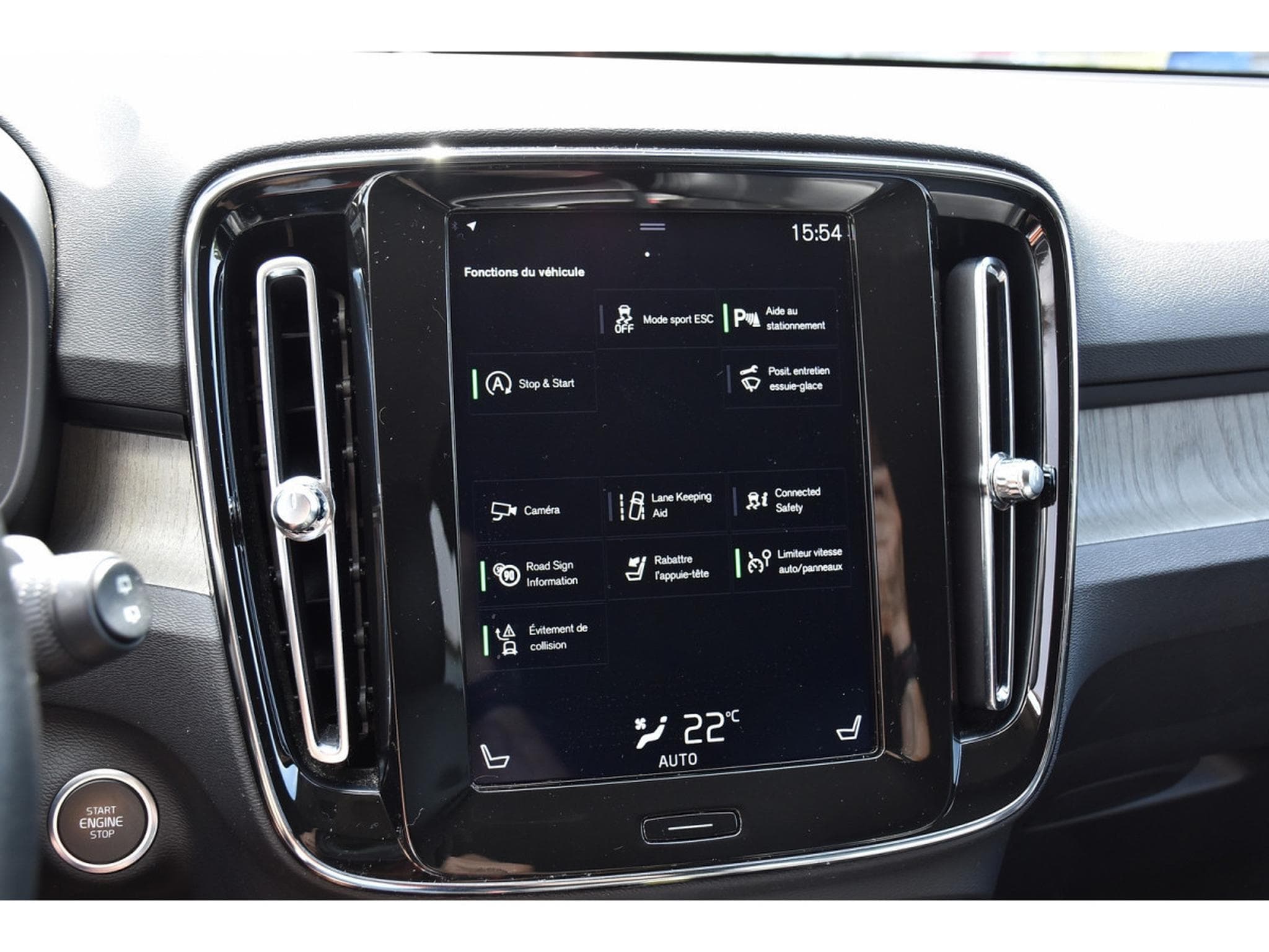 Volvo XC40 1.5 T3 Inscription Geartronic CUIR LANE GPS CAM KEYLESS 1°M. (2020) - Photo 13