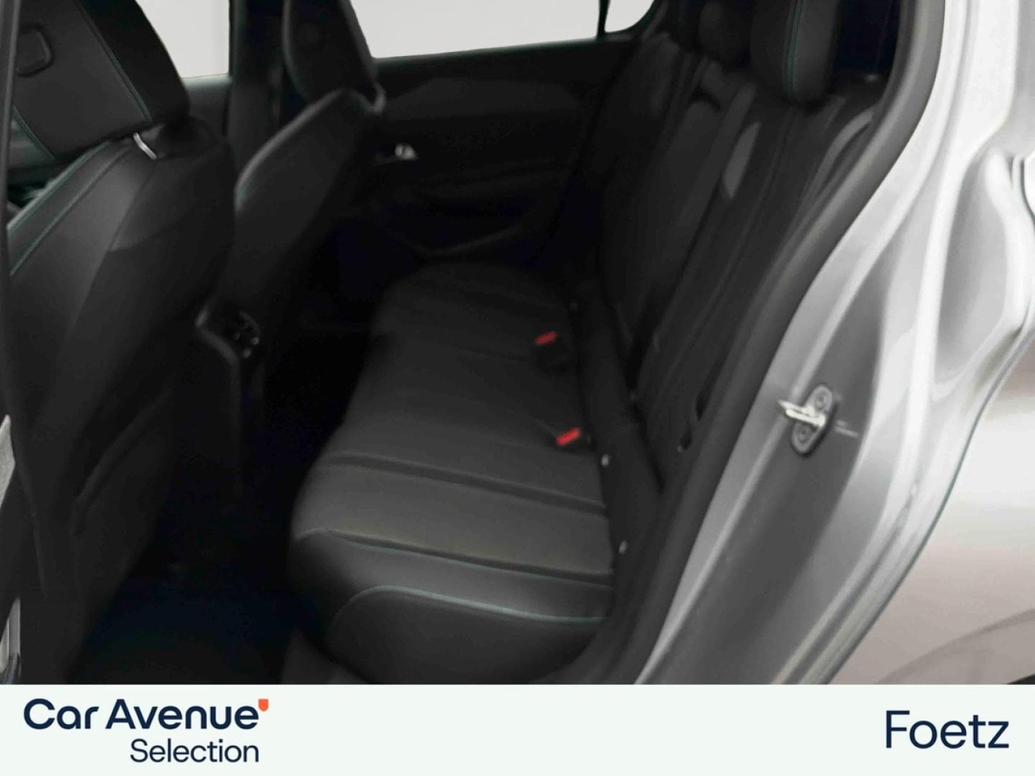 PEUGEOT 308 1.5 BlueHDi 130ch S&S Allure EAT8 (2024) - Foto 9
