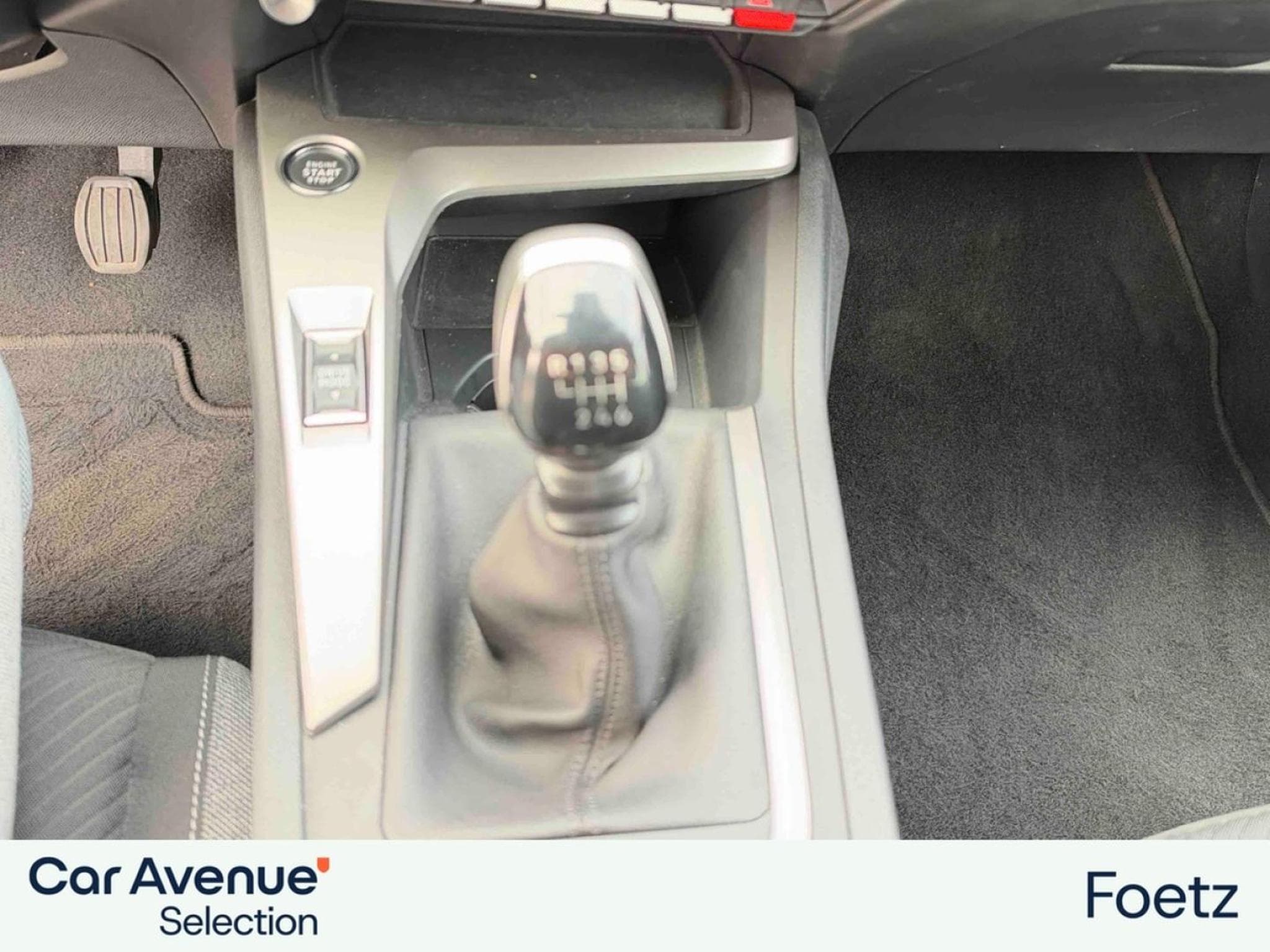 PEUGEOT 308 1.2 PureTech 130ch S&S Active Pack (2024) - Photo 10