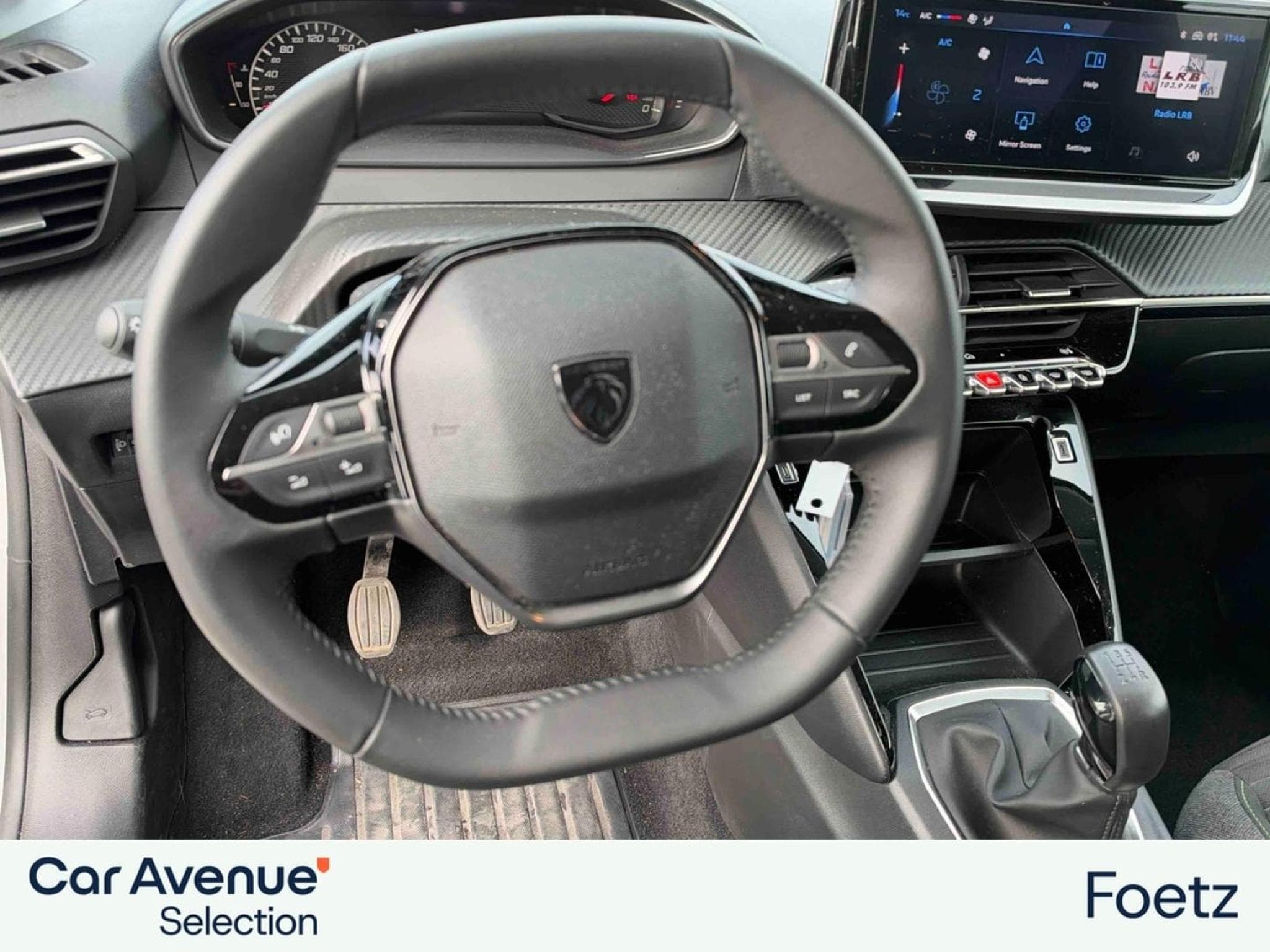 PEUGEOT 208 1.2 PureTech 75ch S&S Active (2024) - Photo 6
