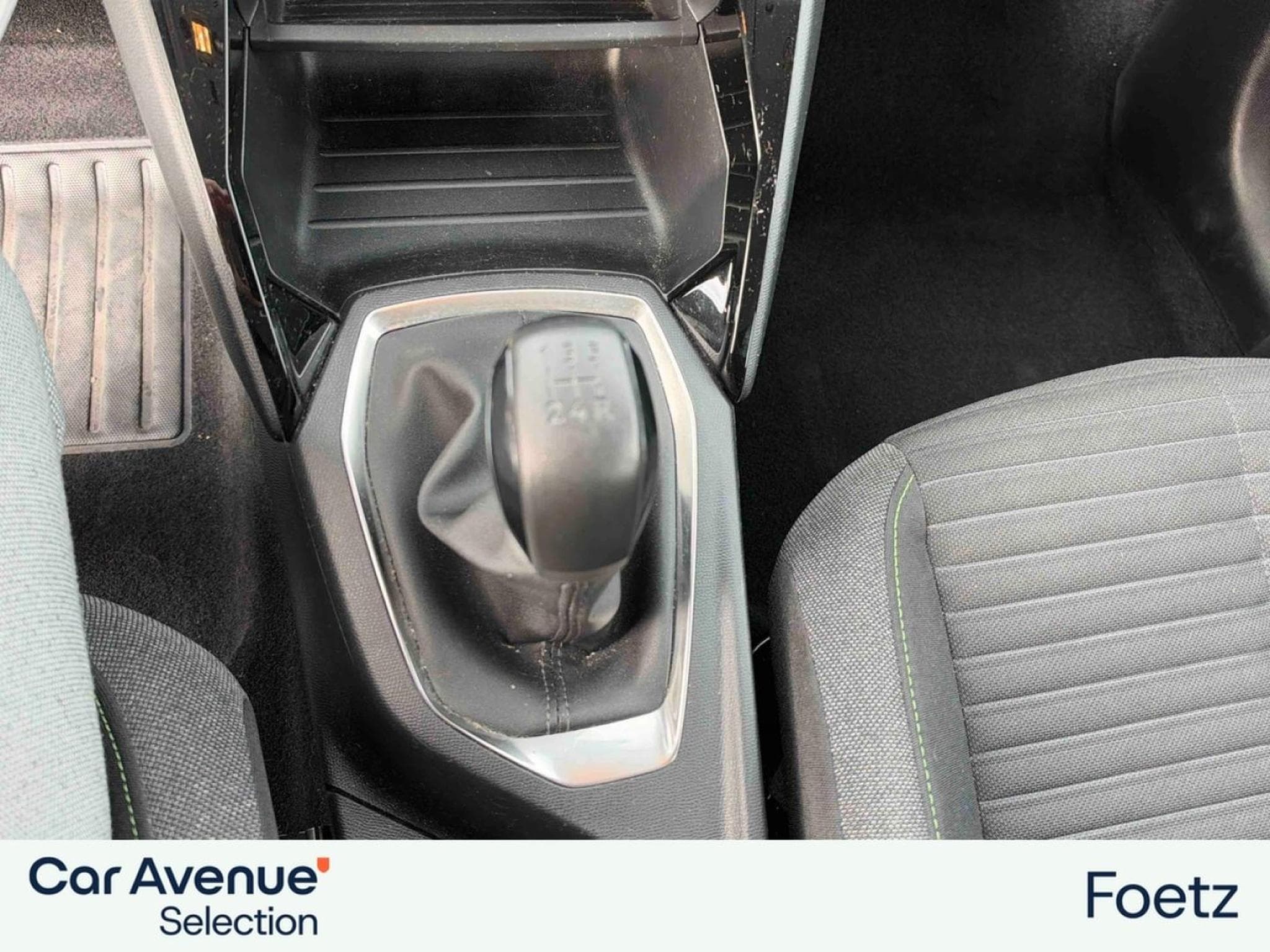 PEUGEOT 208 1.2 PureTech 75ch S&S Active (2024) - Photo 10