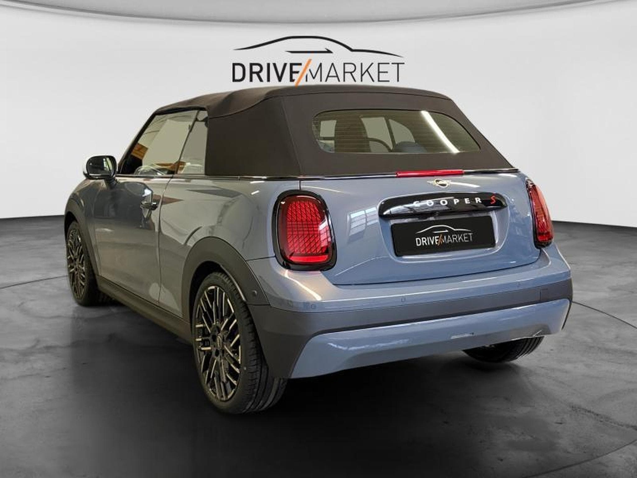 MINI Cooper Cooper S Cabrio (2026) - Photo 17