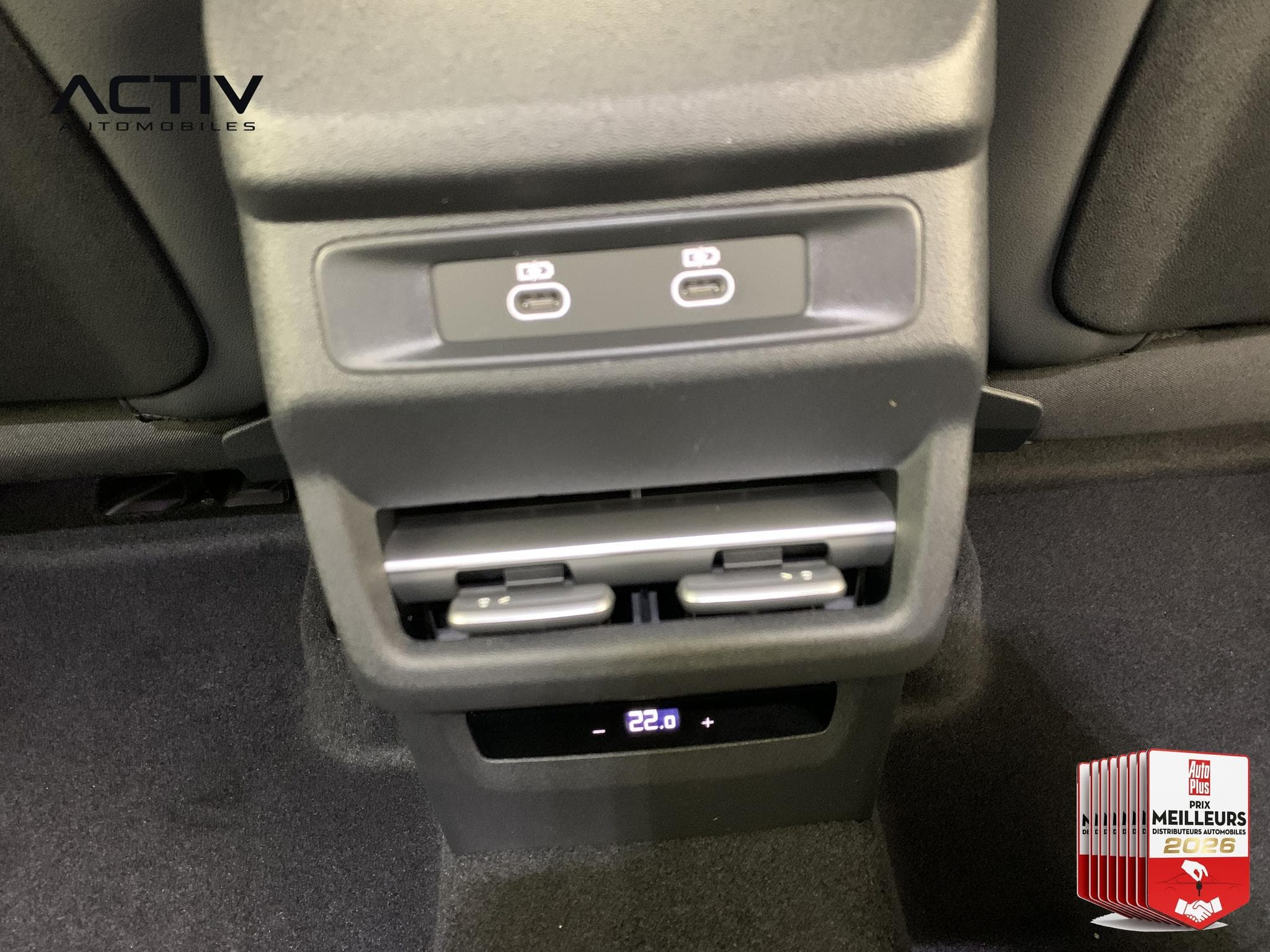 Audi Q3 SPORTBACK HYBRIDE E-HYBRID 272 CH S TRONIC 6 S LINE (2026) - Photo 16