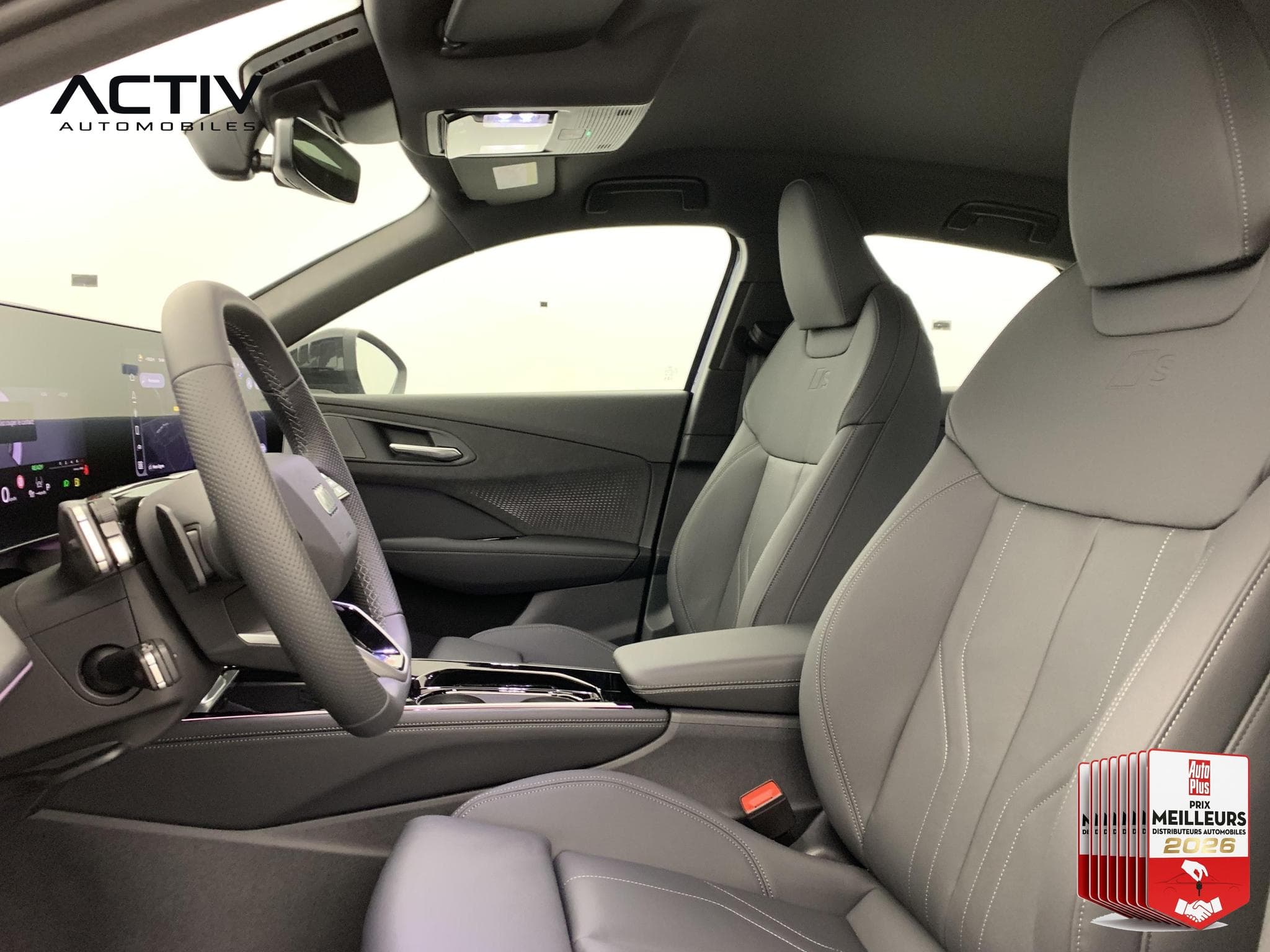 Audi Q3 SPORTBACK HYBRIDE E-HYBRID 272 CH S TRONIC 6 S LINE (2026) - Photo 17