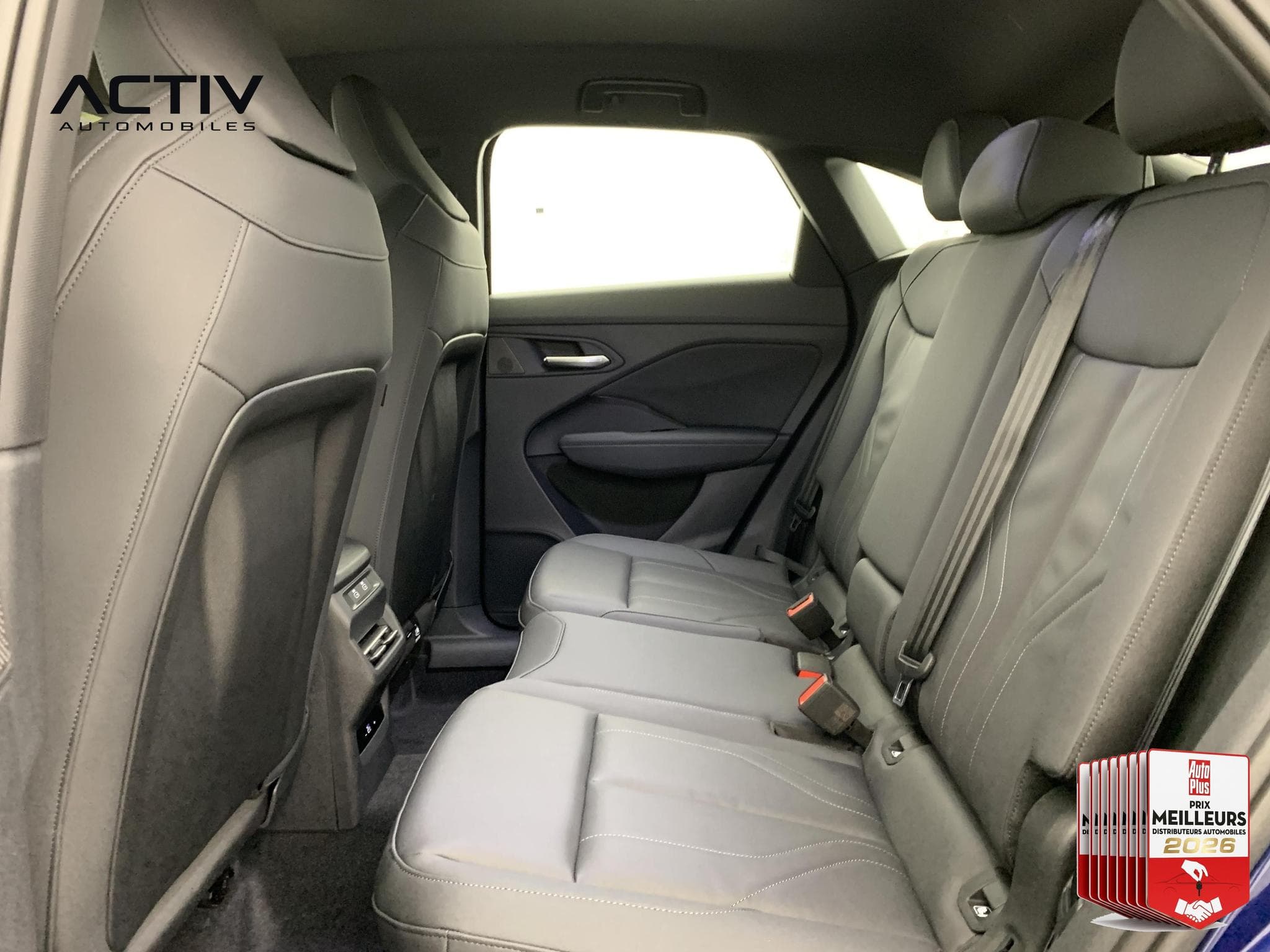 Audi Q3 SPORTBACK HYBRIDE E-HYBRID 272 CH S TRONIC 6 S LINE (2026) - Photo 18