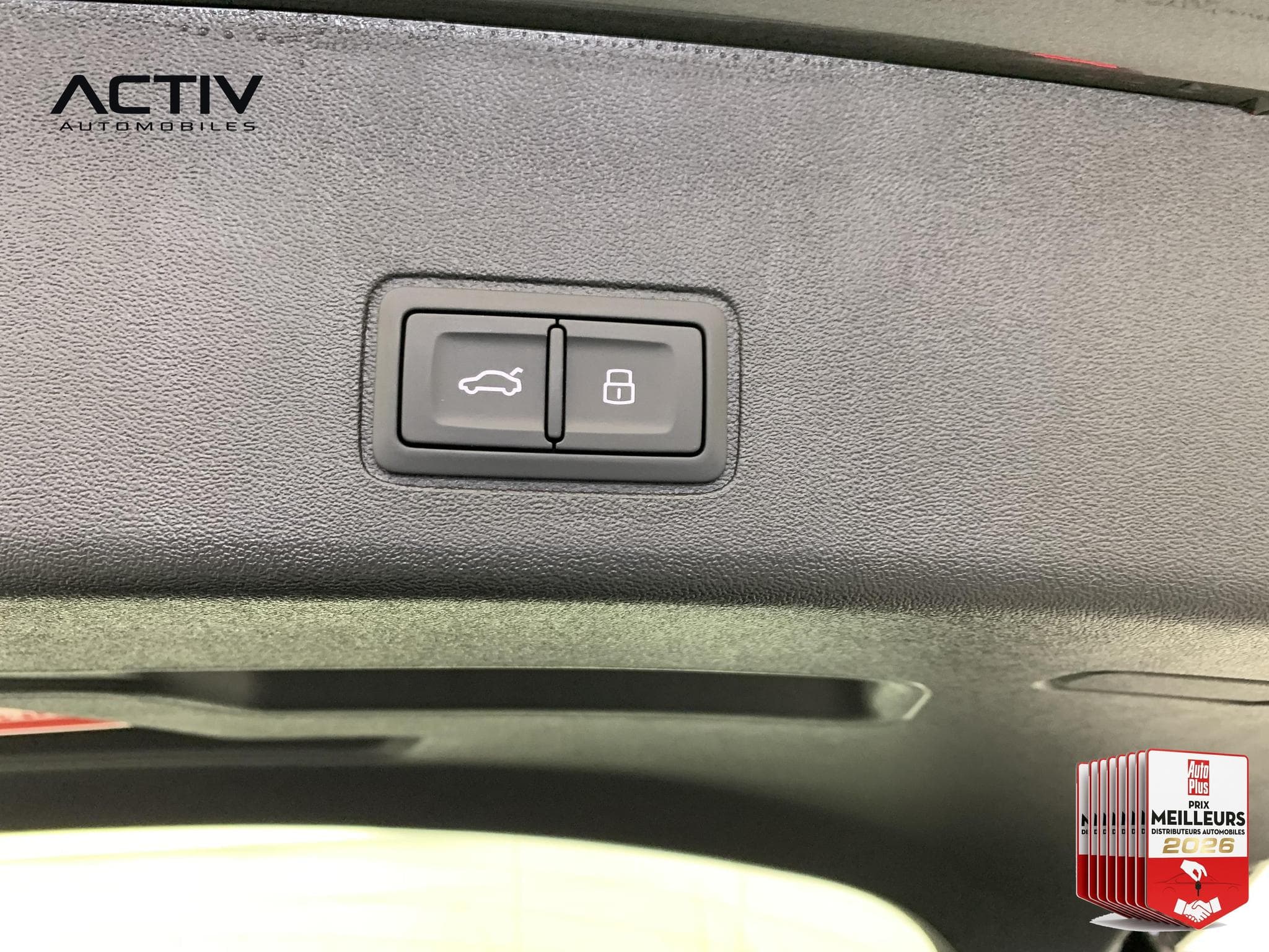 Audi Q3 SPORTBACK HYBRIDE E-HYBRID 272 CH S TRONIC 6 S LINE (2026) - Photo 13