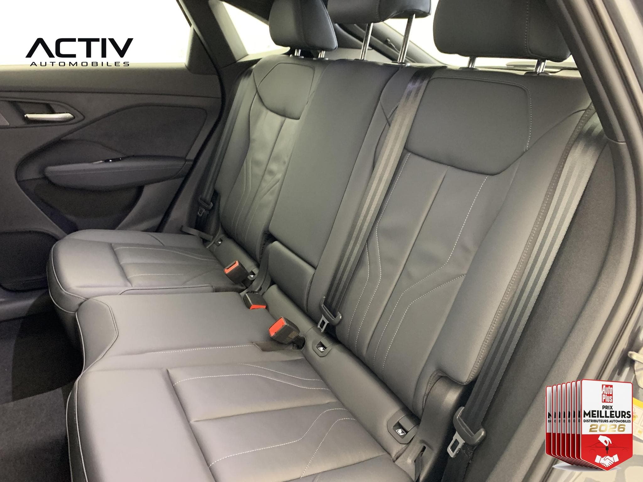 Audi Q3 SPORTBACK HYBRIDE E-HYBRID 272 CH S TRONIC 6 S LINE (2026) - Photo 21
