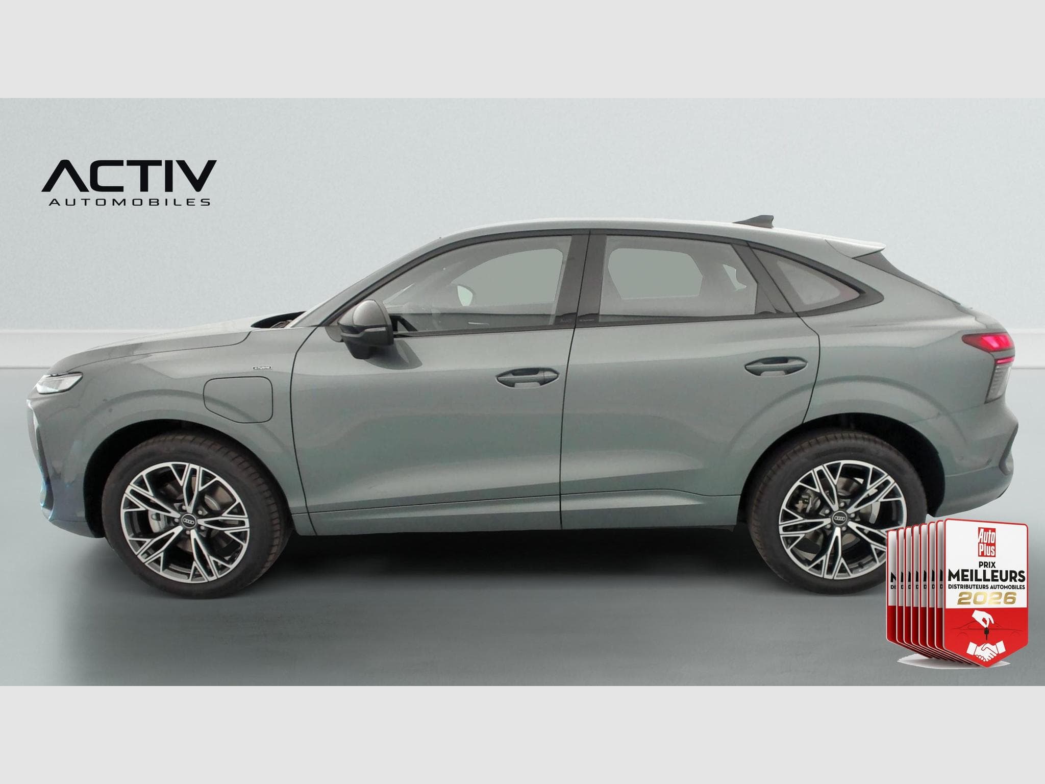 Audi Q3 SPORTBACK HYBRIDE E-HYBRID 272 CH S TRONIC 6 S LINE (2026) - Photo 4