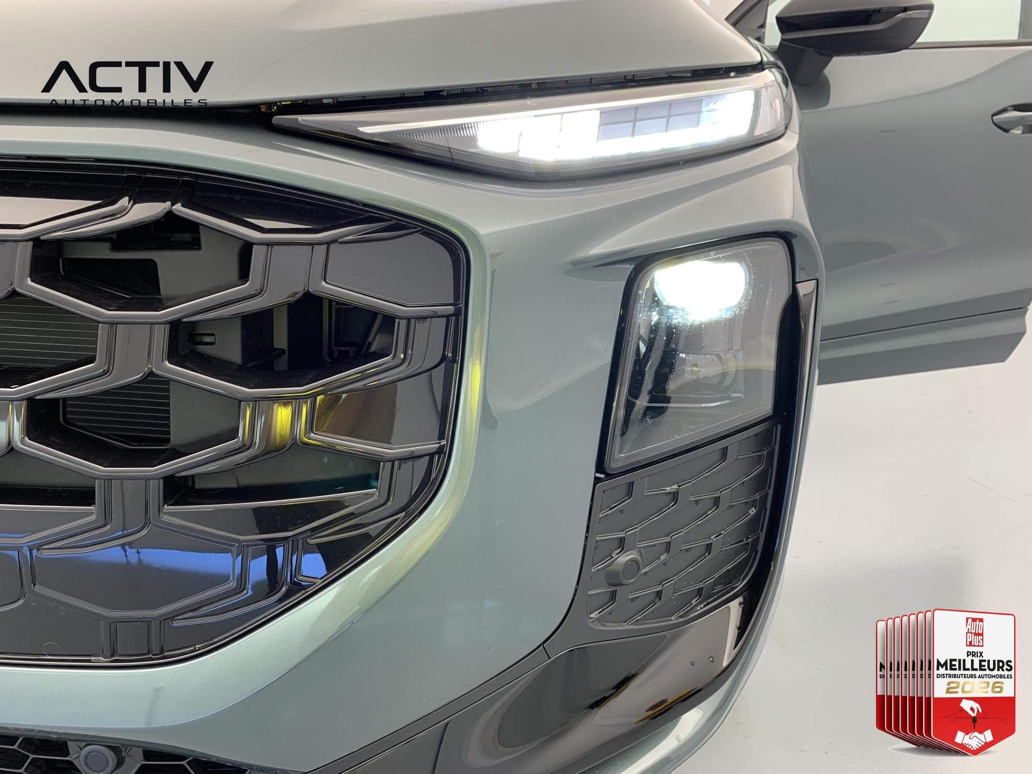 Audi Q3 SPORTBACK HYBRIDE E-HYBRID 272 CH S TRONIC 6 S LINE (2026) - Photo 18