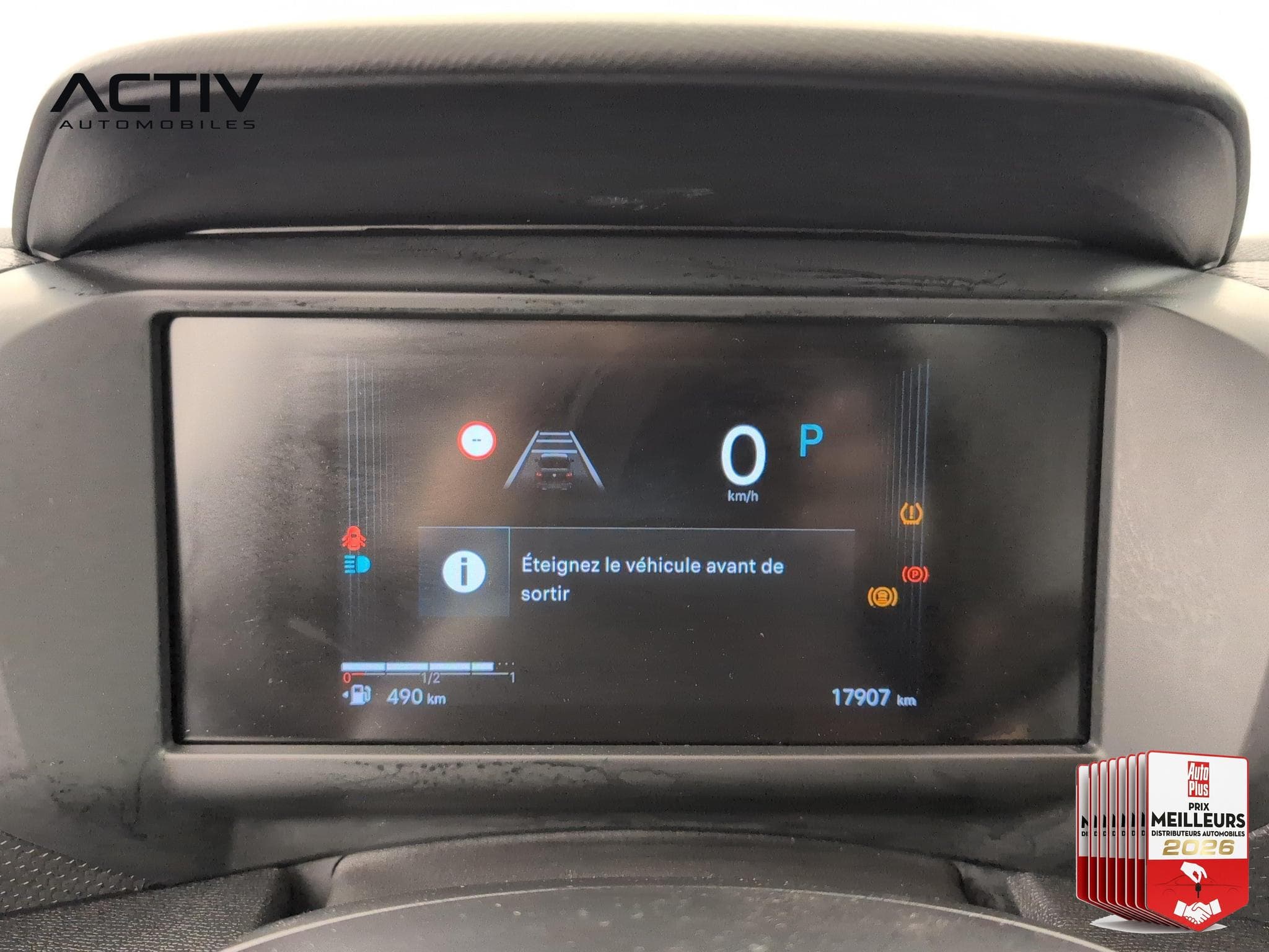 Citroën C4 X Hybride 145 ch e-DCS6 Max (2025) - Photo 25