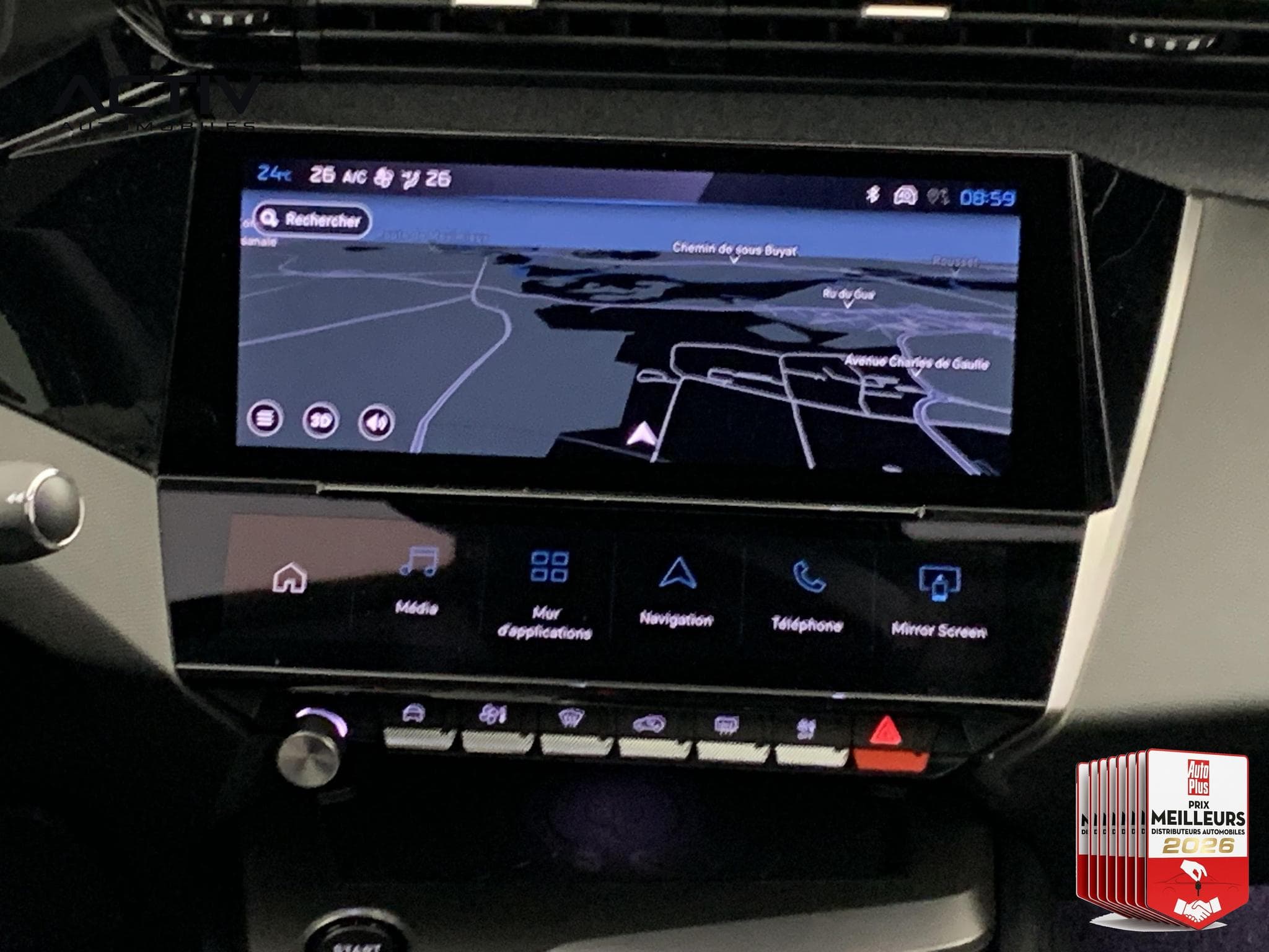 Peugeot 308 Hybrid 145 e-DCS6 Allure (2026) - Photo 18