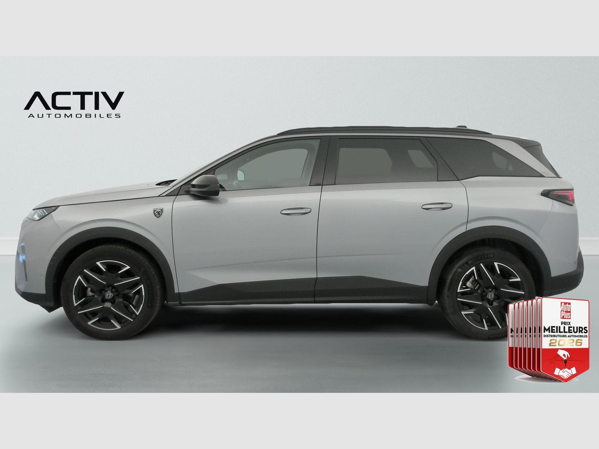 Peugeot 5008 HYBRID 145CH E-DCS6 GT (2025) - Photo 4