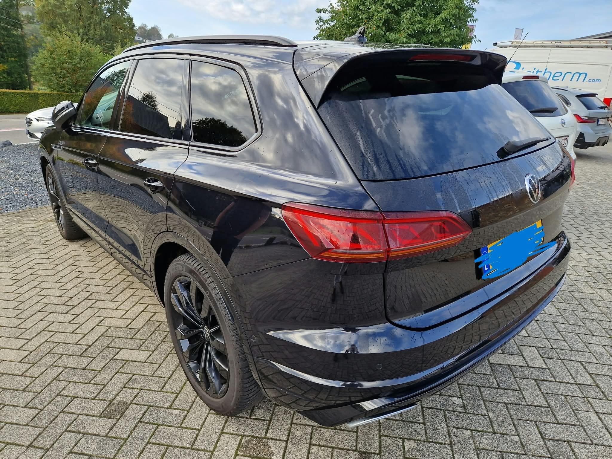 VW Touareg R-Line (2021) - Photo 7