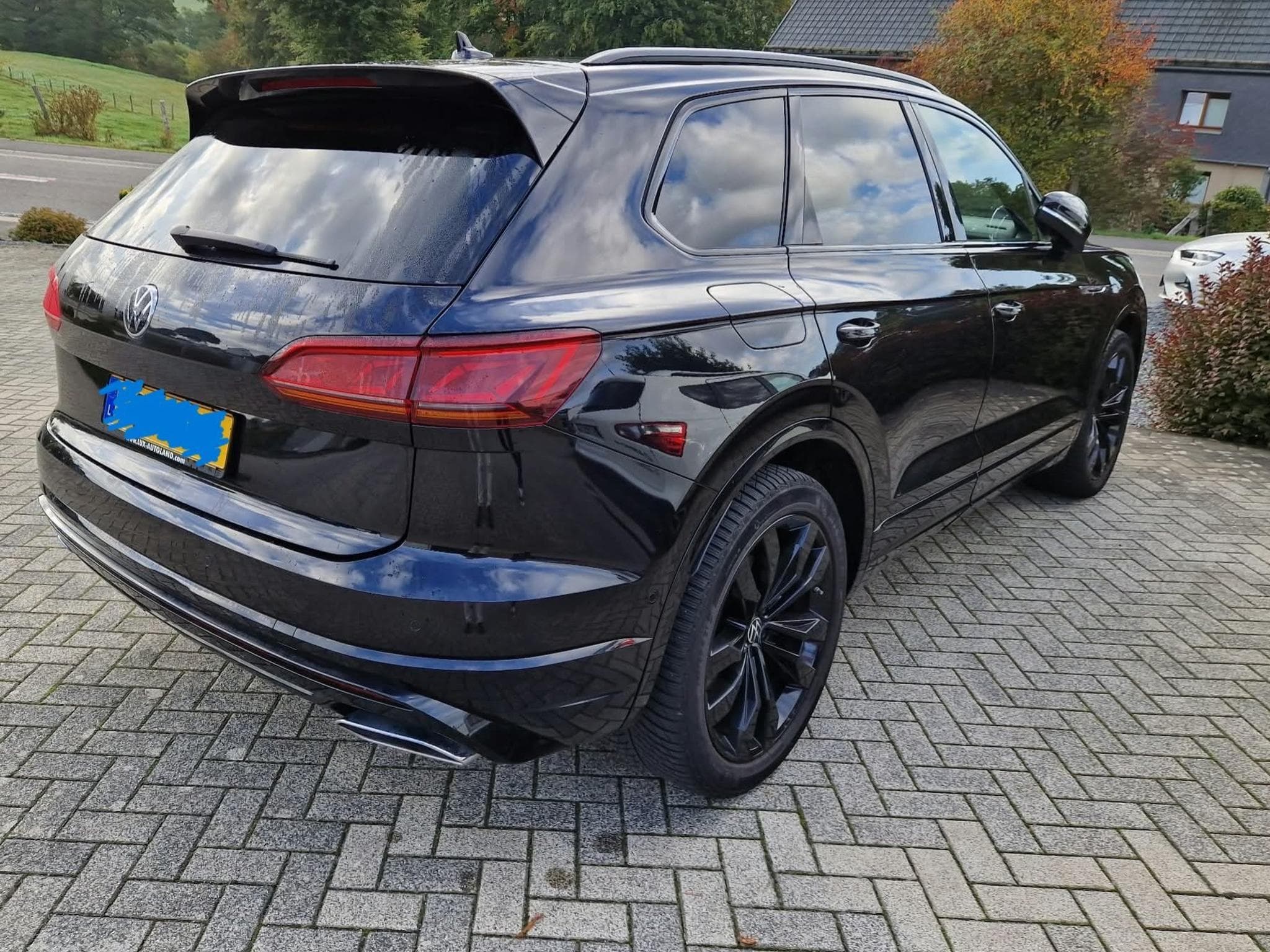 VW Touareg R-Line (2021) - Photo 9
