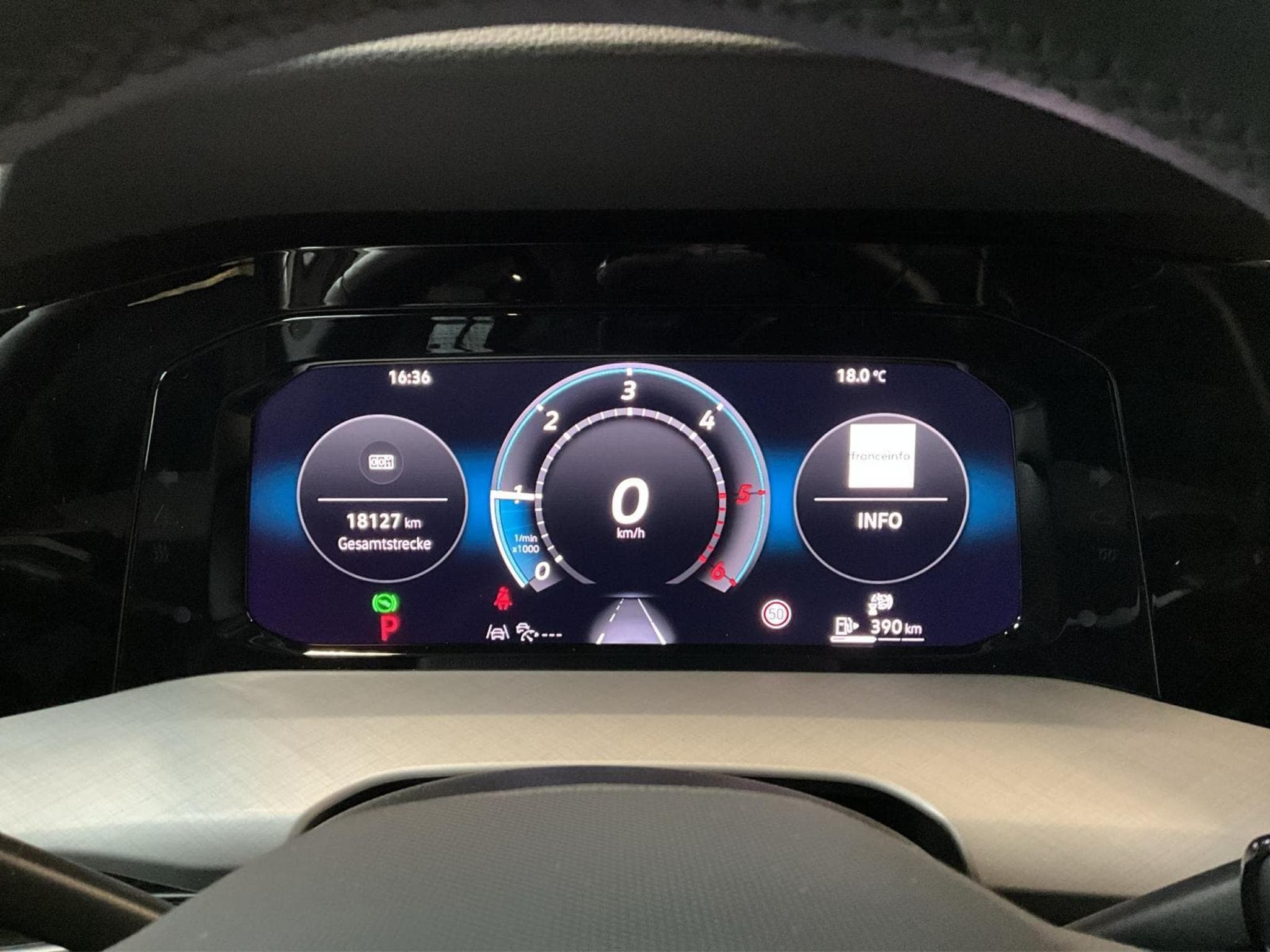 VW Golf Life+DSG+Navi+LED (2025) - Foto 13