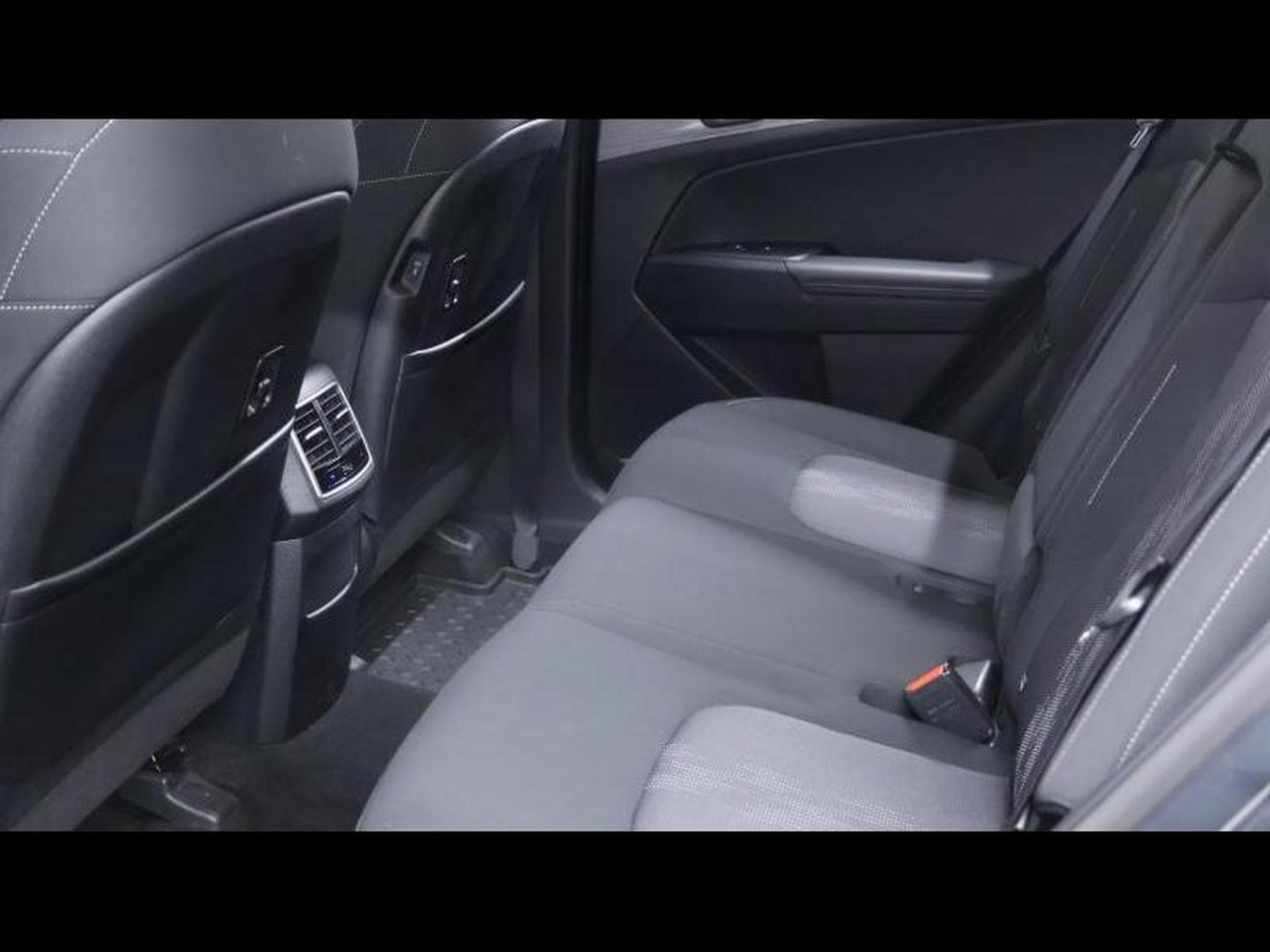 Kia Sportage 1.6CRDI 136 MHEV DCT7 (2022) - Foto 18