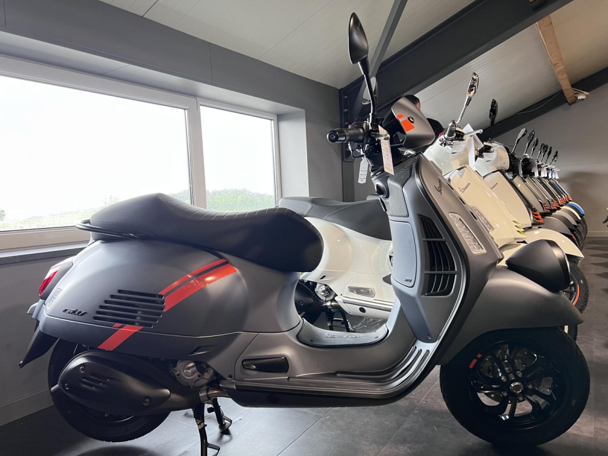 Vespa GTV 310 (2026) - Photo 1
