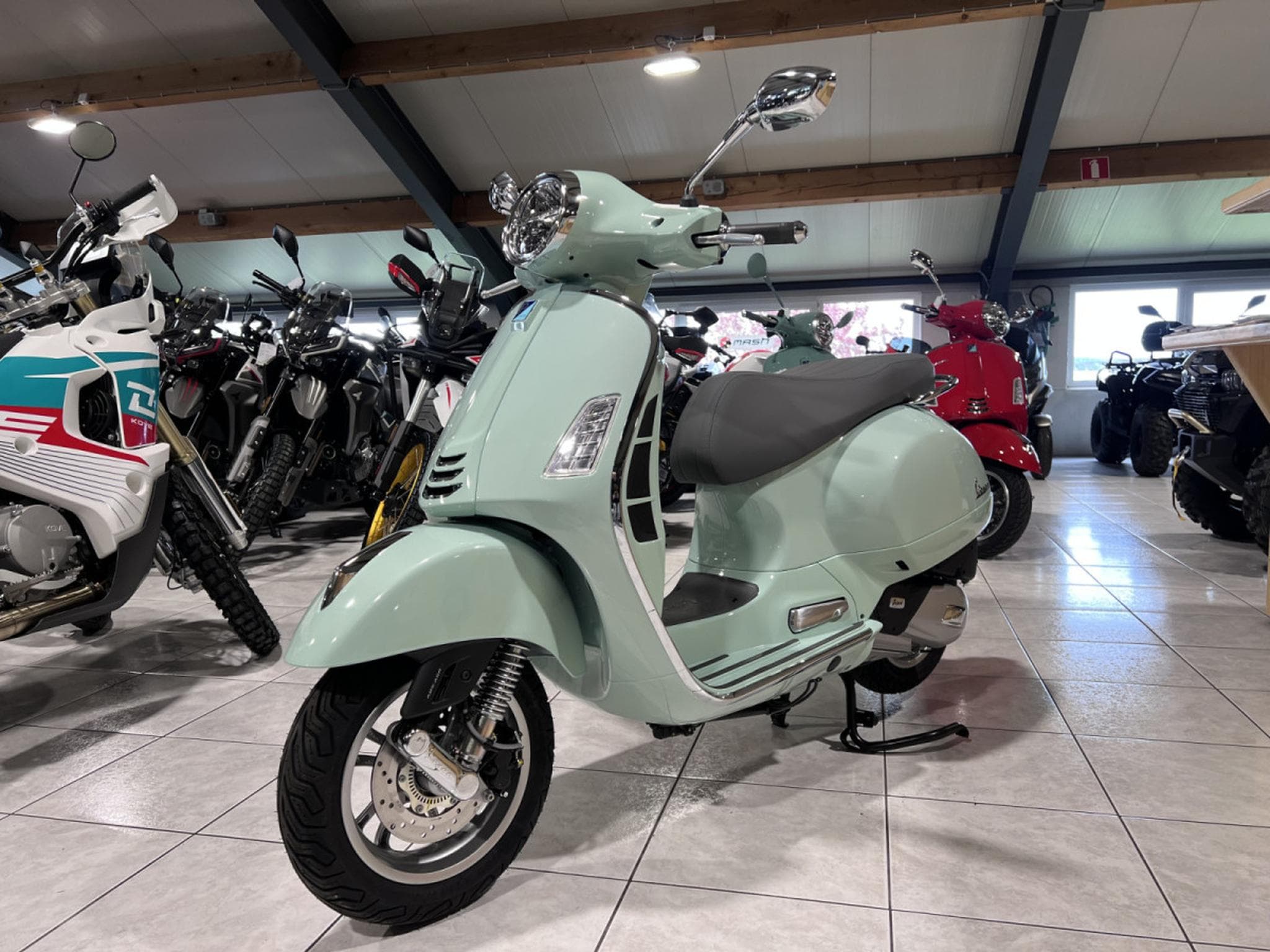 Vespa GTS Classica (2026) - Foto 2