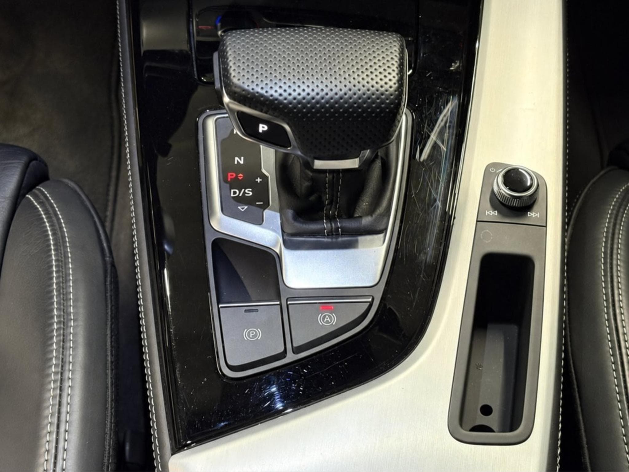 Audi A5 A5 Sportback 40 TFSI S line S-tronic (2023) - Photo 3