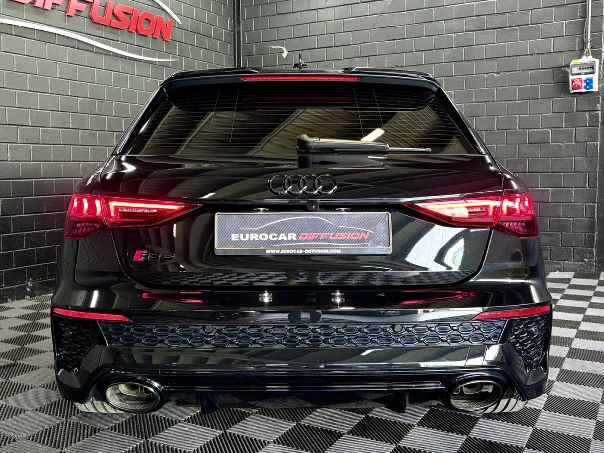 Audi RS3 Sportback Quattro 2.5 TFSI 400 CV *PANO* B&O*  MATRIX* ECHAP (2023) - Photo 5