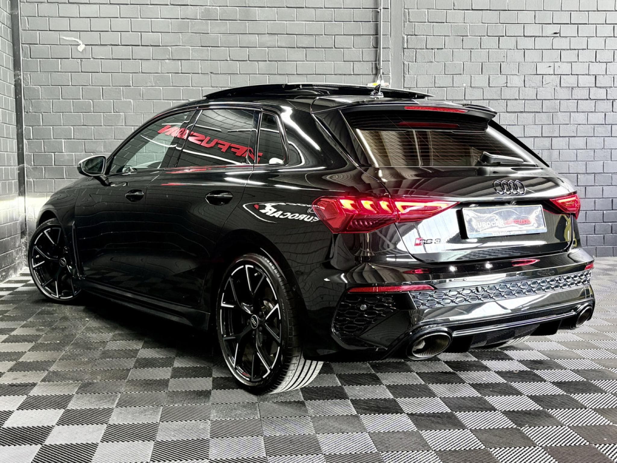 Audi RS3 Sportback Quattro 2.5 TFSI 400 CV *PANO* B&O*  MATRIX* ECHAP (2023) - Photo 4