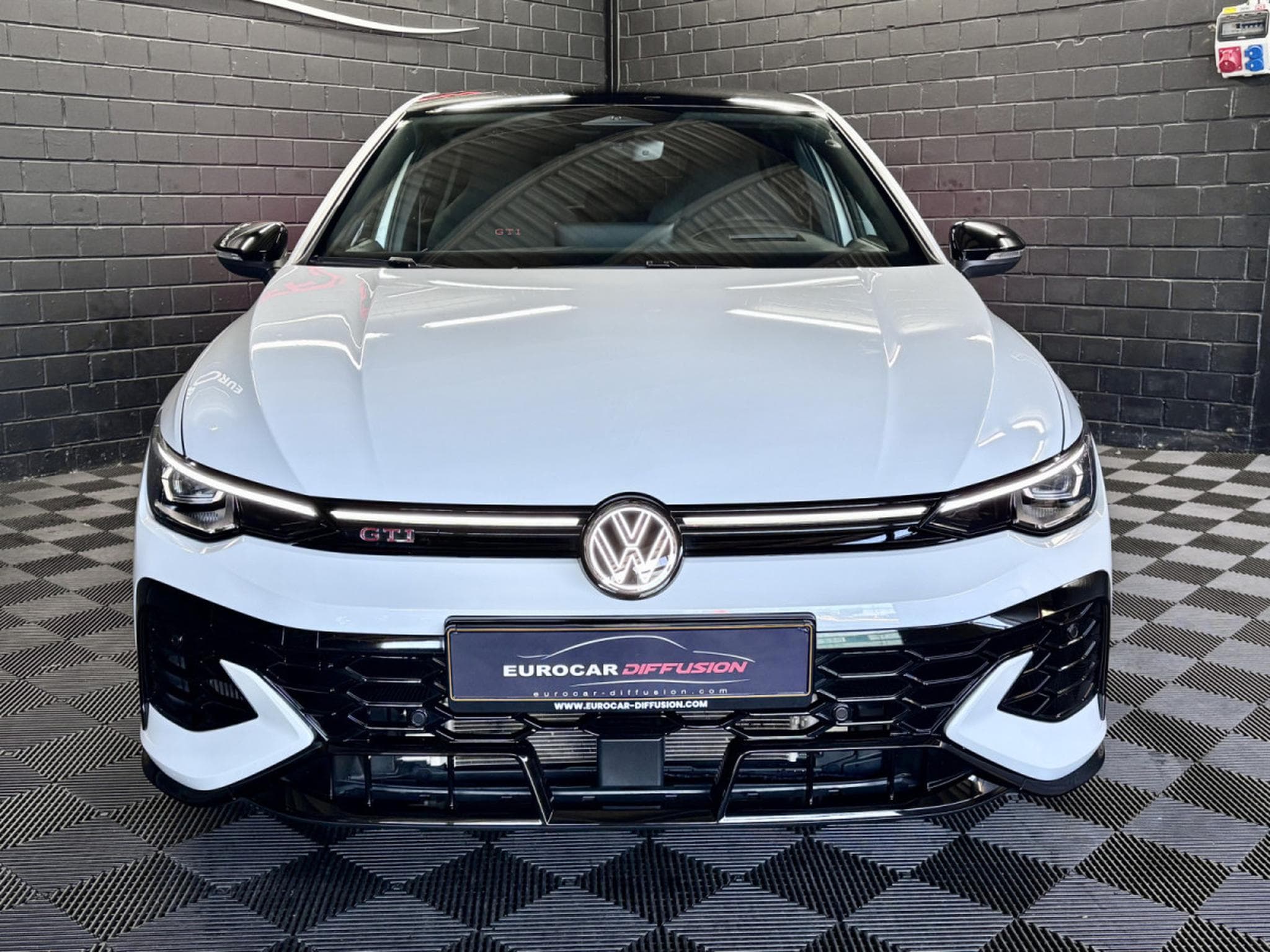VW Golf GTI PHASE 2 Clubsport 2.0 TSI 300 CV DSG7 * DCC * MATRIX * (2026) - Photo 2