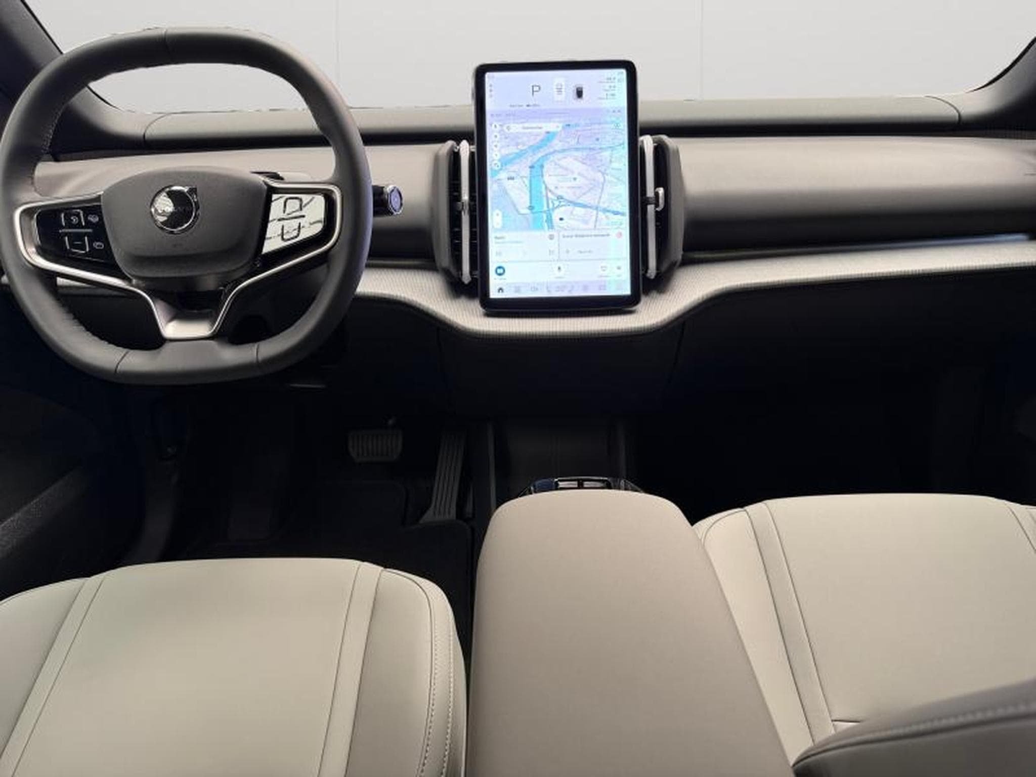 Volvo EX30 Plus BLACK EDITION P5 Long Range / Électrique 2026 (2025) - Photo 10