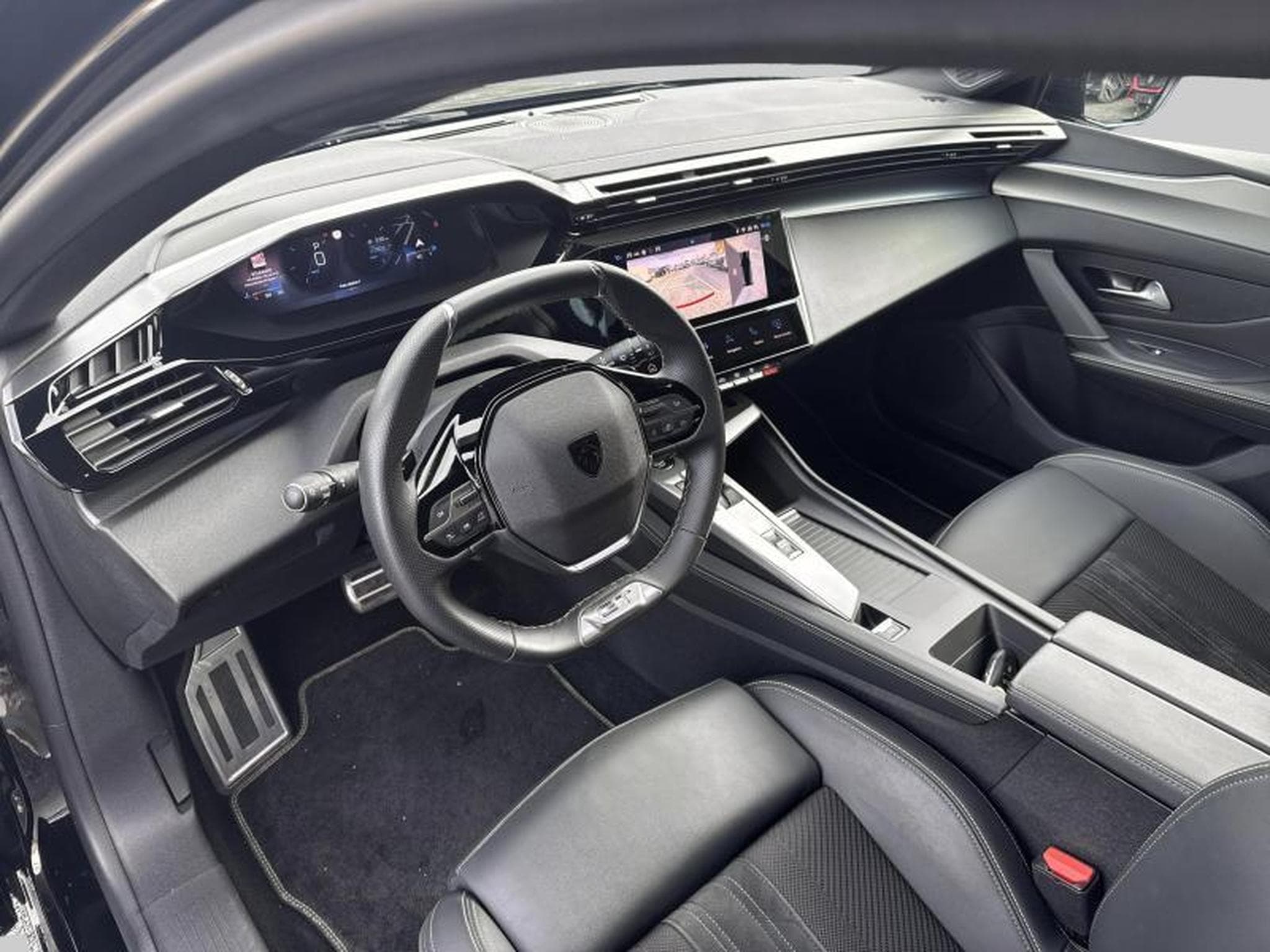 Peugeot 308 GT (2023) - Photo 11