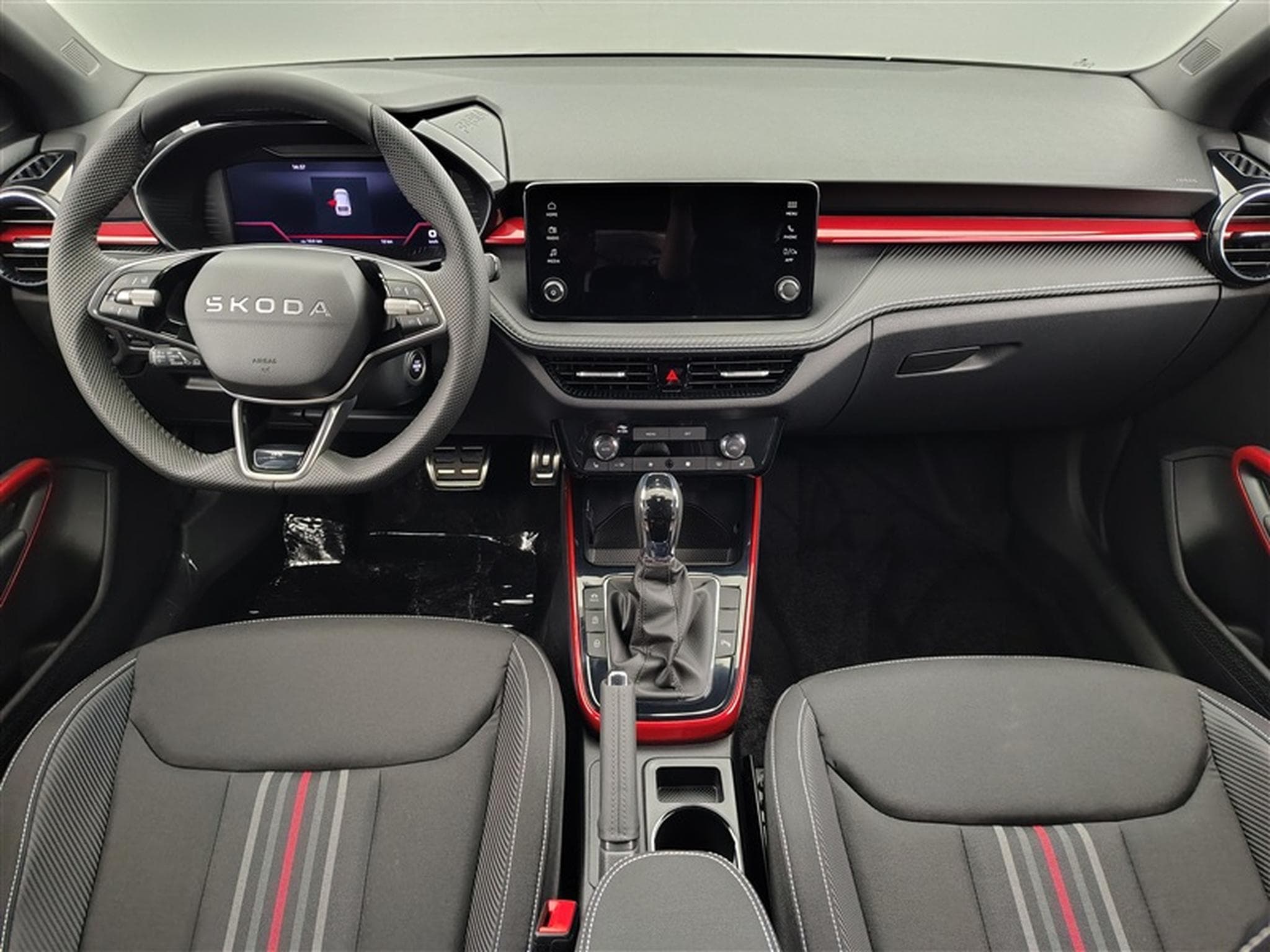 Skoda Fabia 1.0 TSI 115cv DSG MonteCarlo CARPLAY / FULL LED / CAMERA (2026) - Photo 8