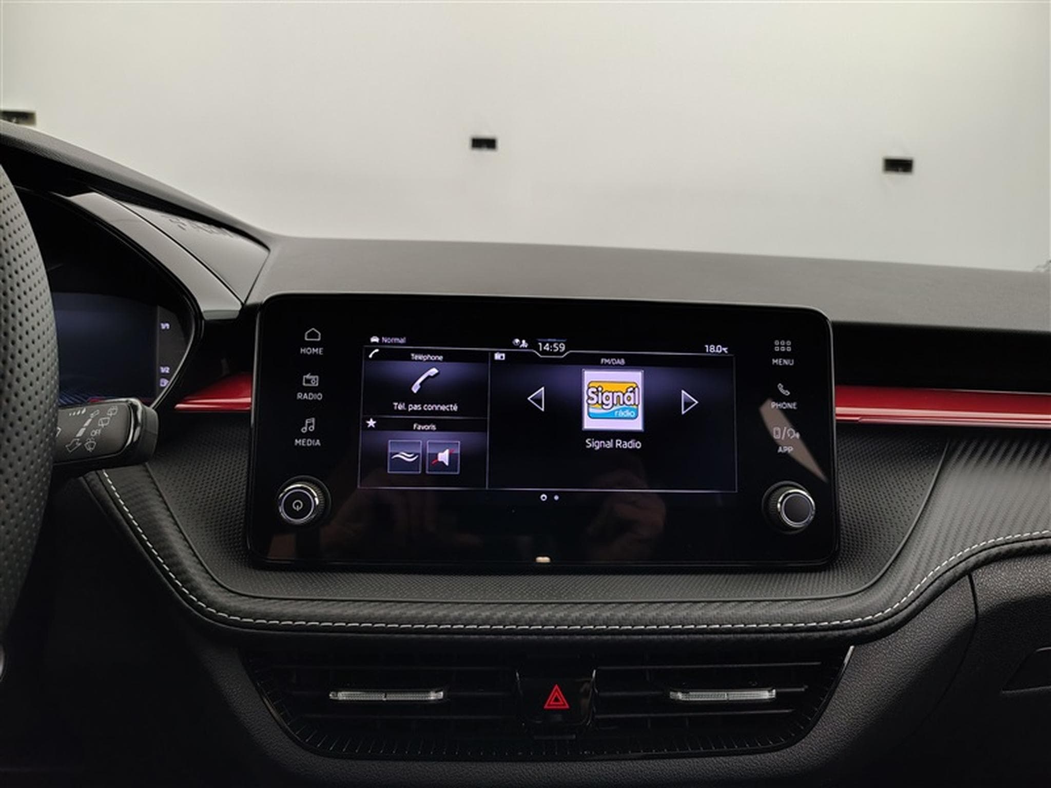 Skoda Fabia 1.0 TSI 115cv DSG MonteCarlo CARPLAY / FULL LED / CAMERA (2026) - Photo 11