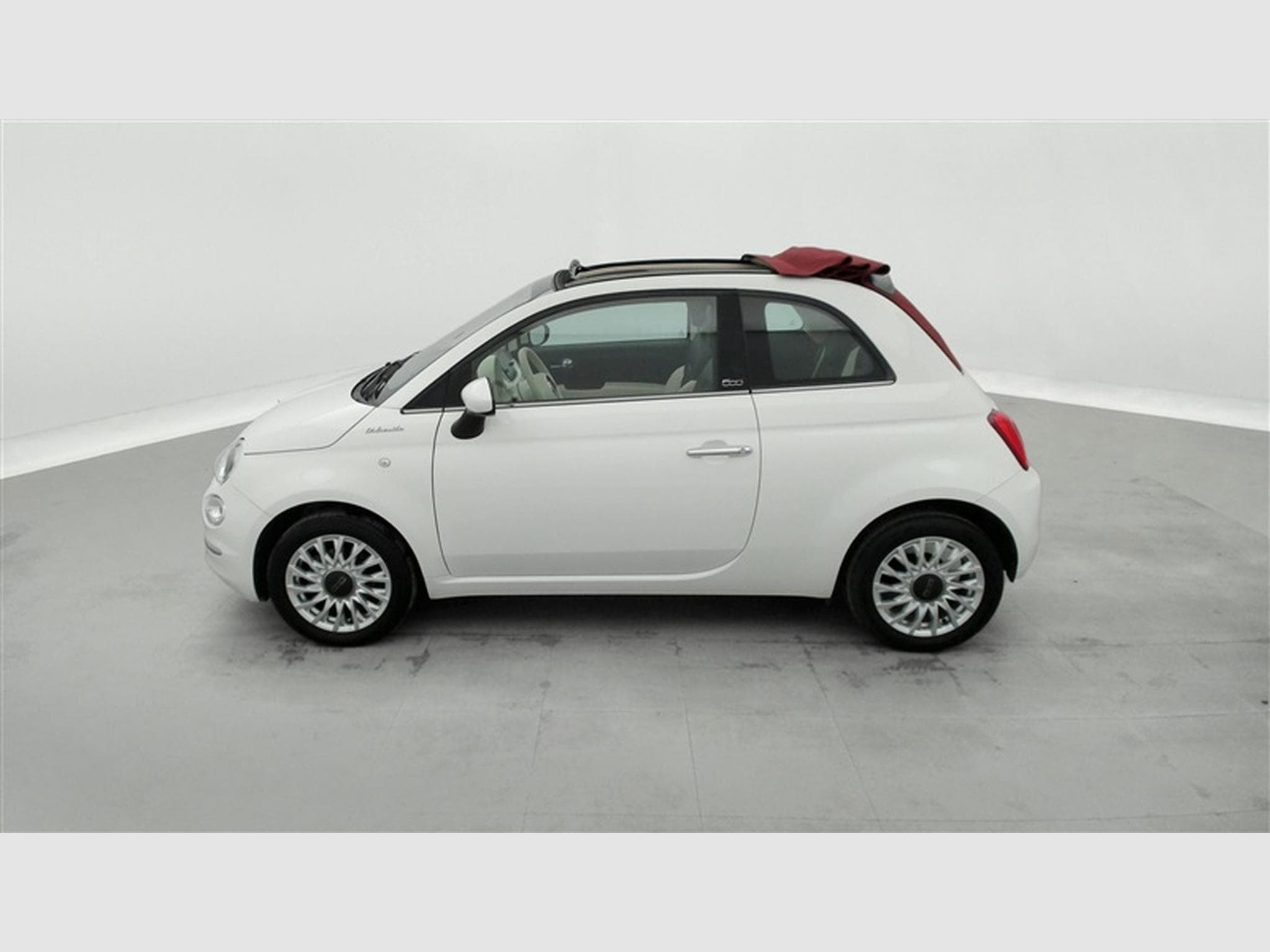 Fiat 500 1.0i MHEV Dolcevita CARPLAY / CLIM AUTO / CUIR PARTIEL (2022) - Photo 3