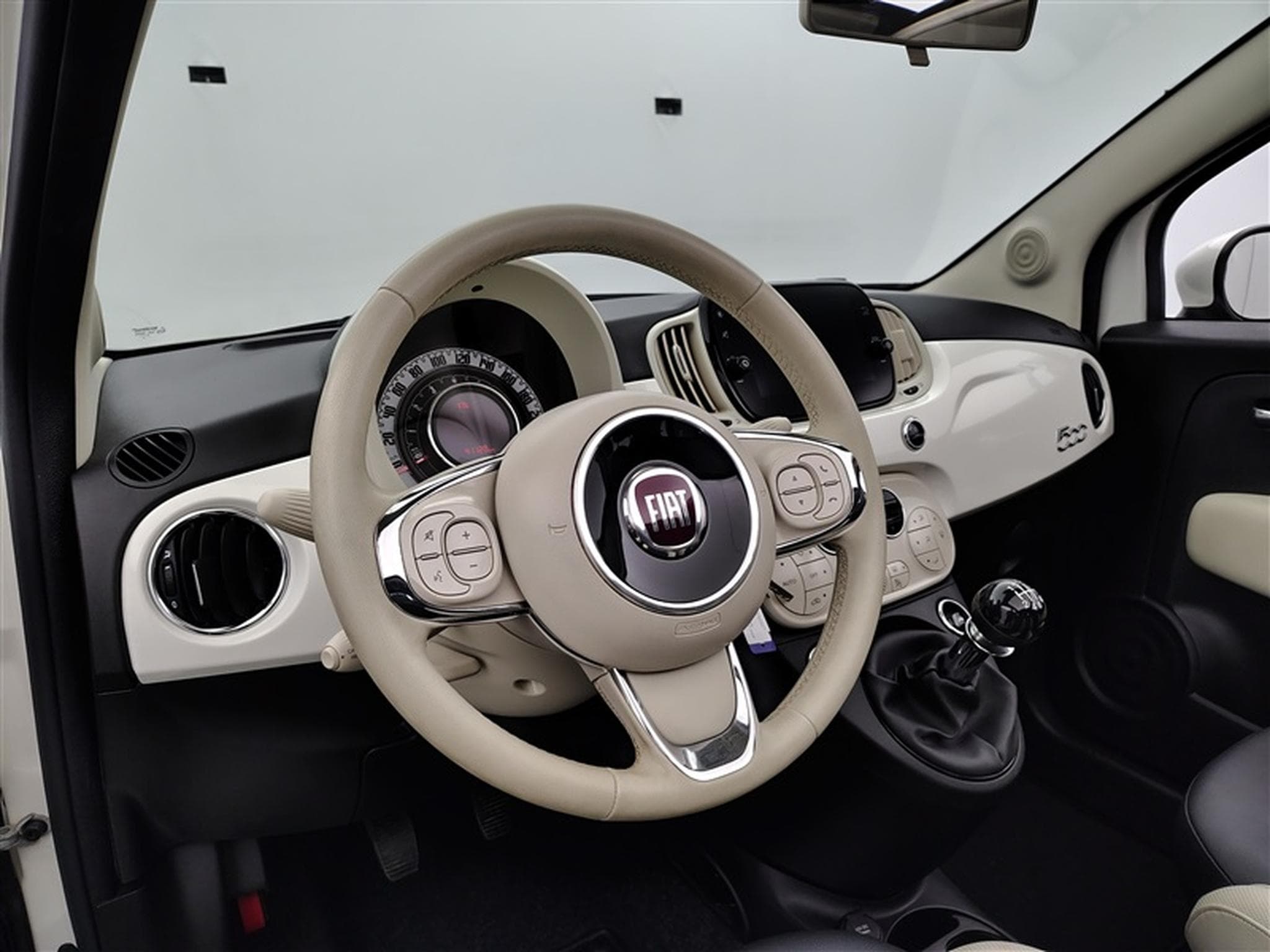 Fiat 500 1.0i MHEV Dolcevita CARPLAY / CLIM AUTO / CUIR PARTIEL (2022) - Photo 8