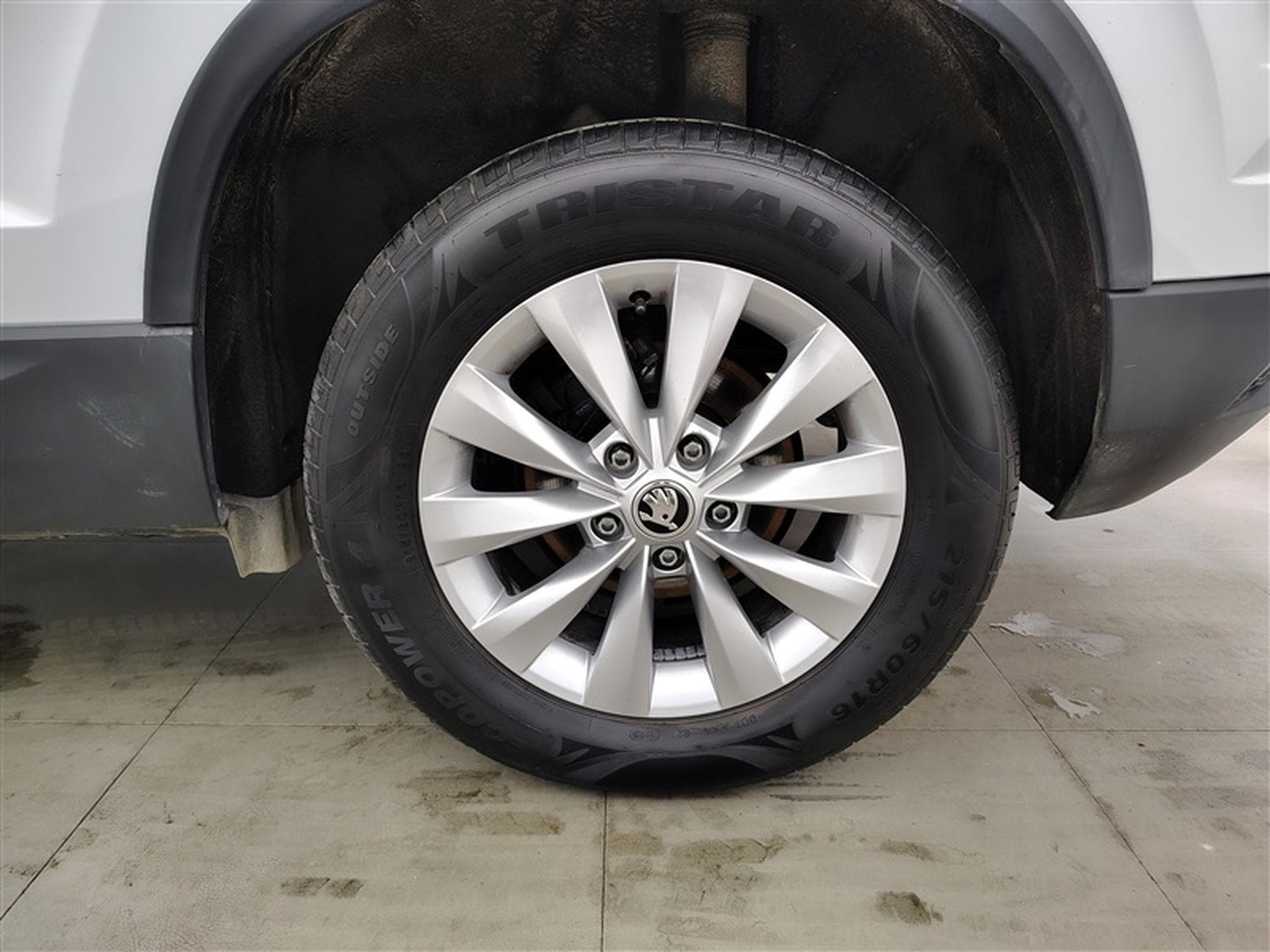 Skoda Karoq 1.5 TSI ACT Selection DSG (2024) - Photo 6
