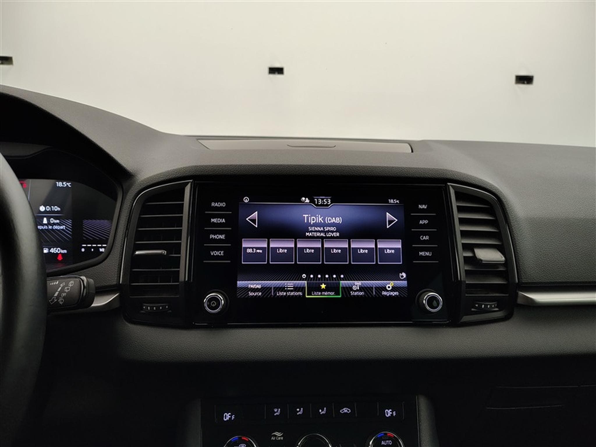 Skoda Karoq 1.5 TSI ACT Selection DSG (2024) - Photo 11
