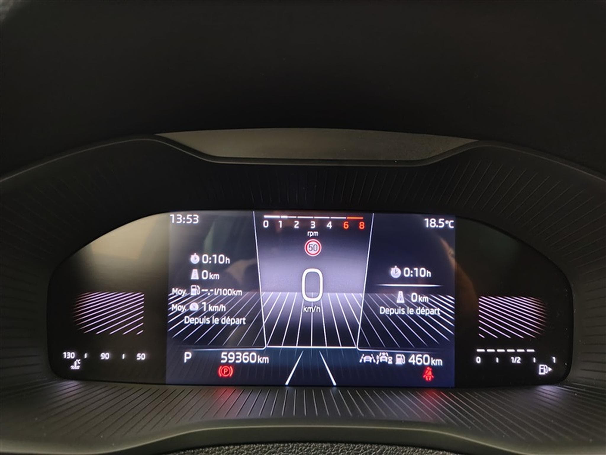 Skoda Karoq 1.5 TSI ACT Selection DSG (2024) - Photo 10
