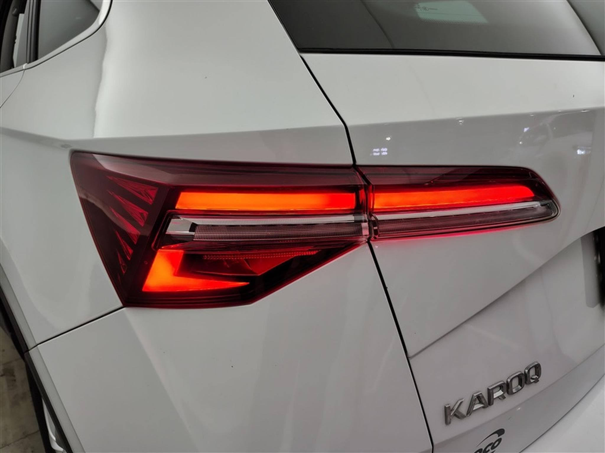 Skoda Karoq 1.5 TSI ACT Selection DSG (2024) - Photo 16