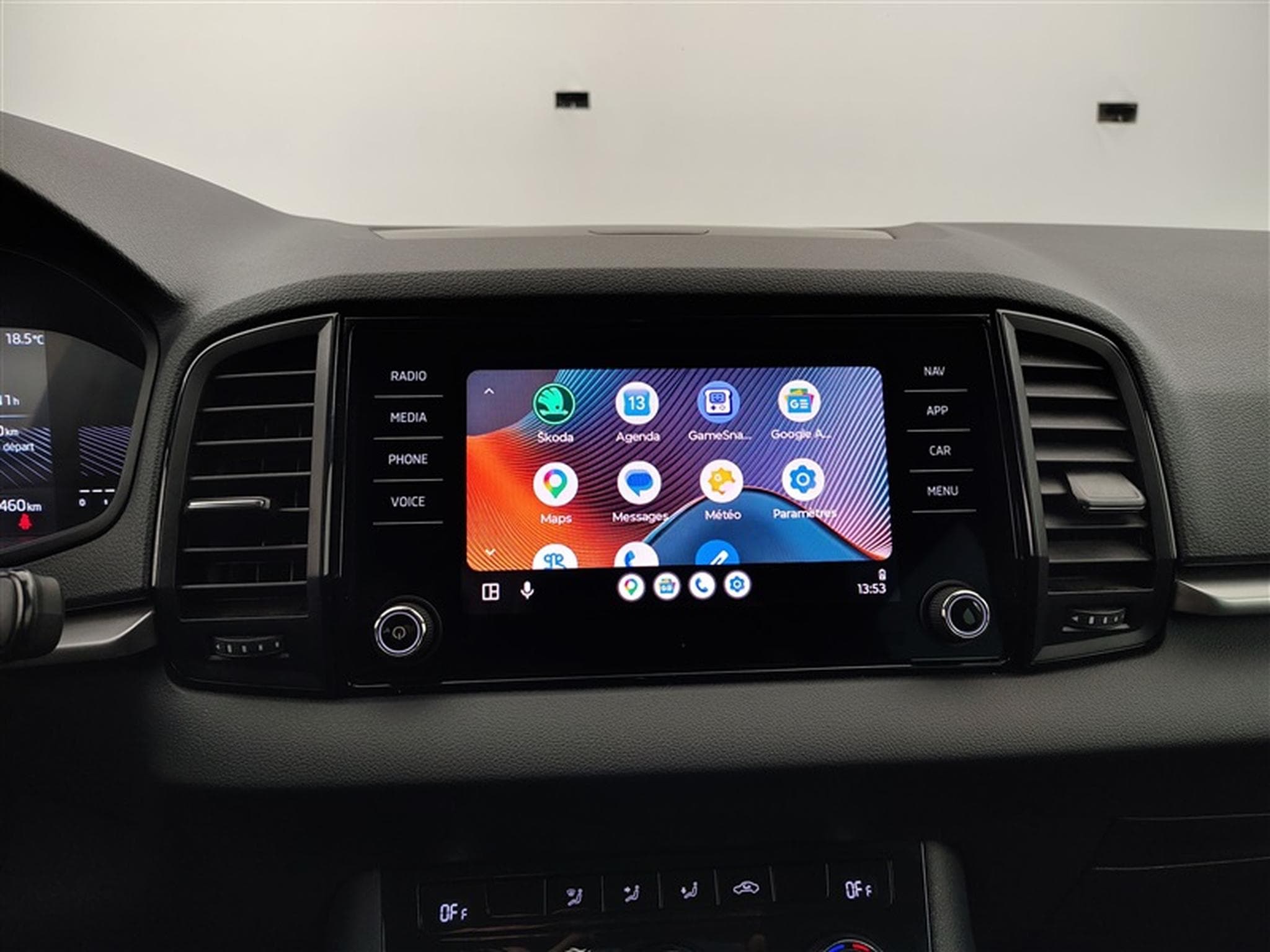 Skoda Karoq 1.5 TSI ACT Selection DSG (2024) - Photo 21