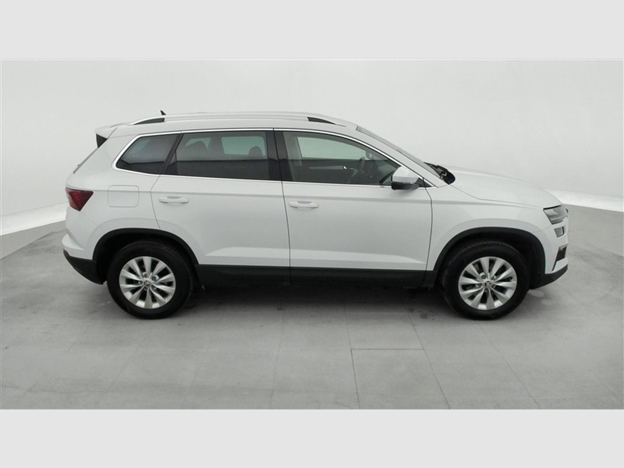Skoda Karoq 1.5 TSI ACT Selection DSG (2024) - Photo 25
