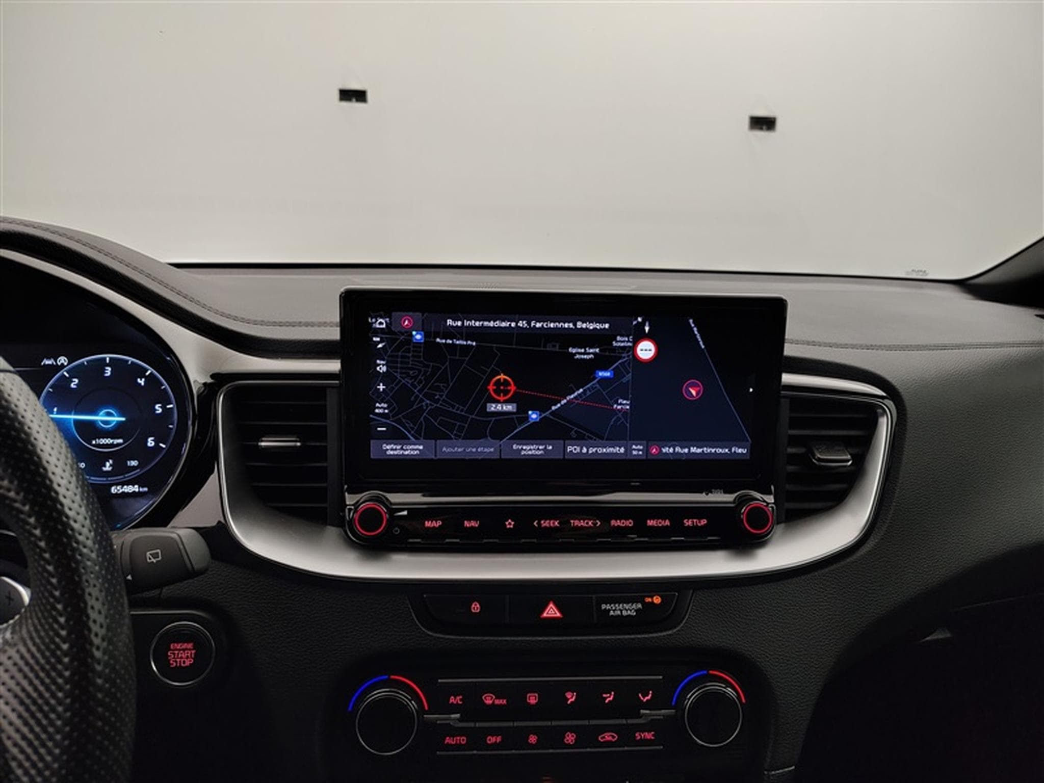 Kia XCeed 1.6 CRDI GT Line MHEV DCT (2023) - Photo 11