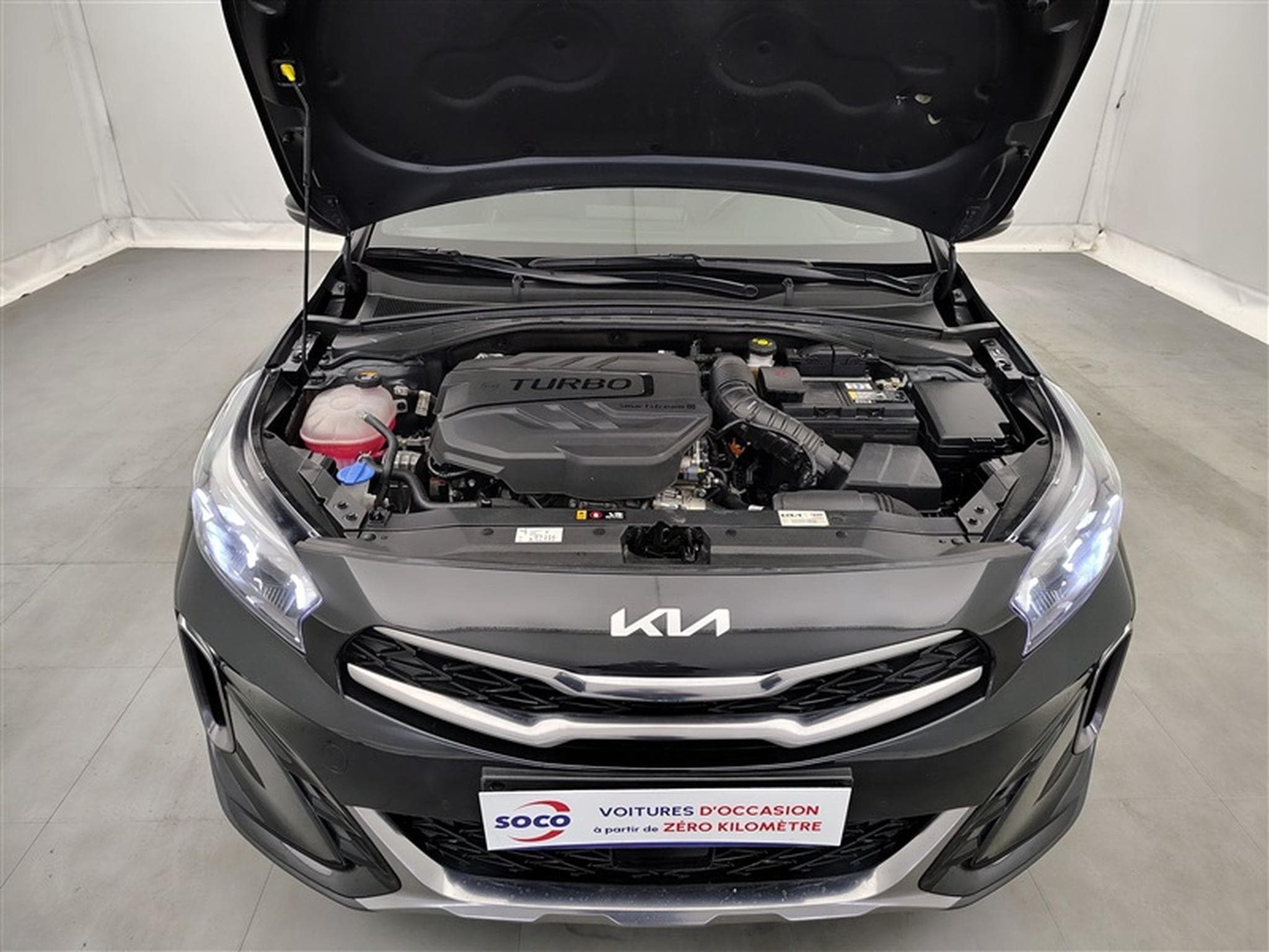Kia XCeed 1.6 CRDI GT Line MHEV DCT (2023) - Photo 22