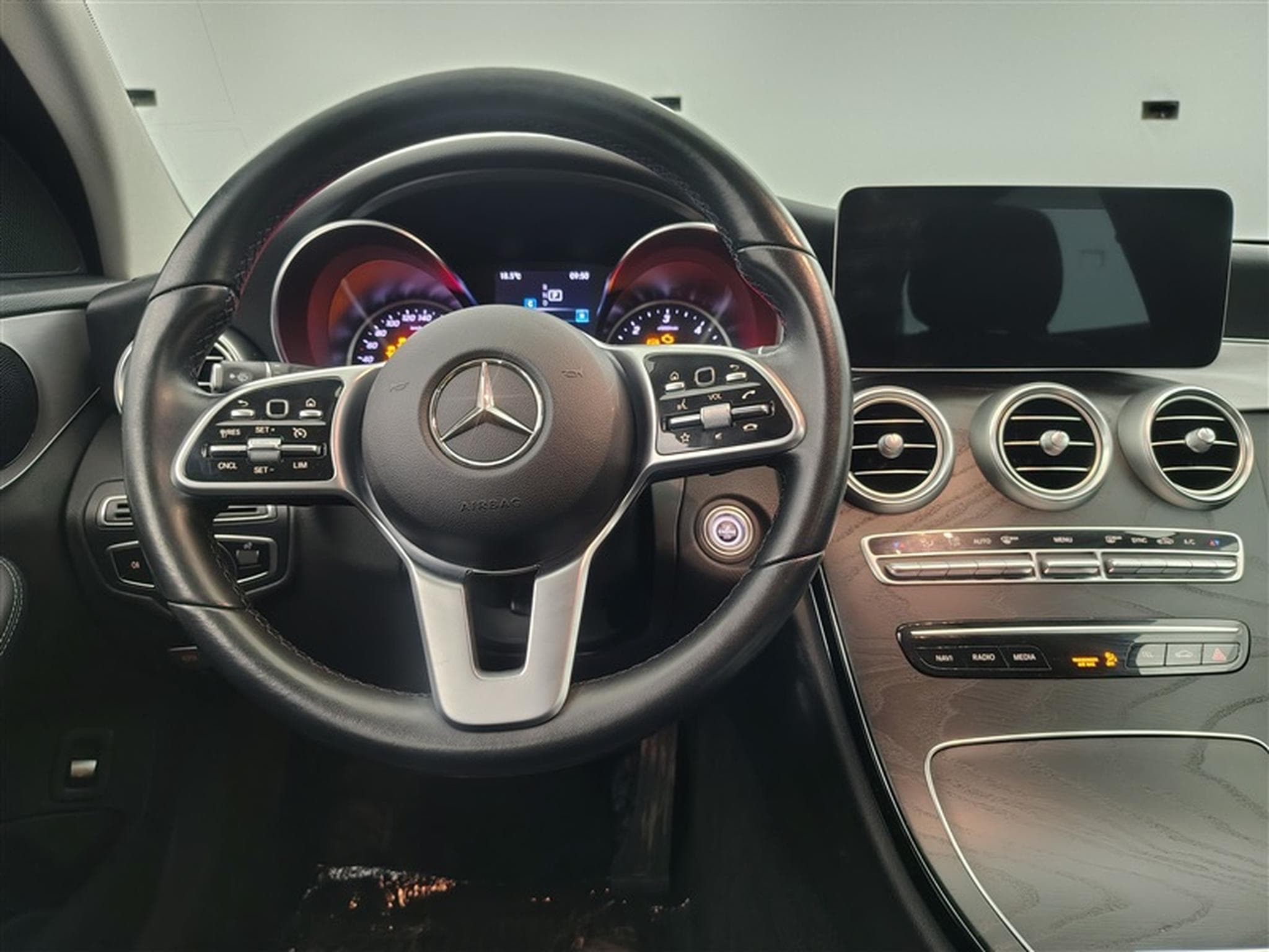 Mercedes C 180 C 180 d  Navi / Led / PDC av+ar (2021) - Photo 9