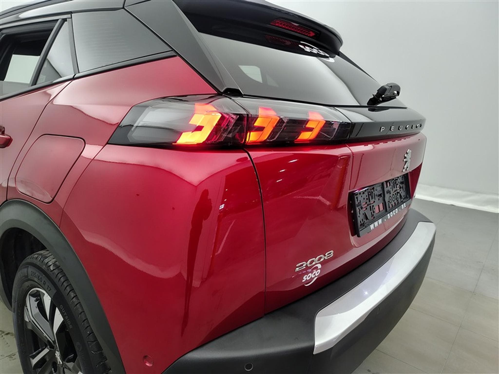 Peugeot 2008 1.5 BlueHDi GT S&S (EU6.3) (2021) - Photo 16