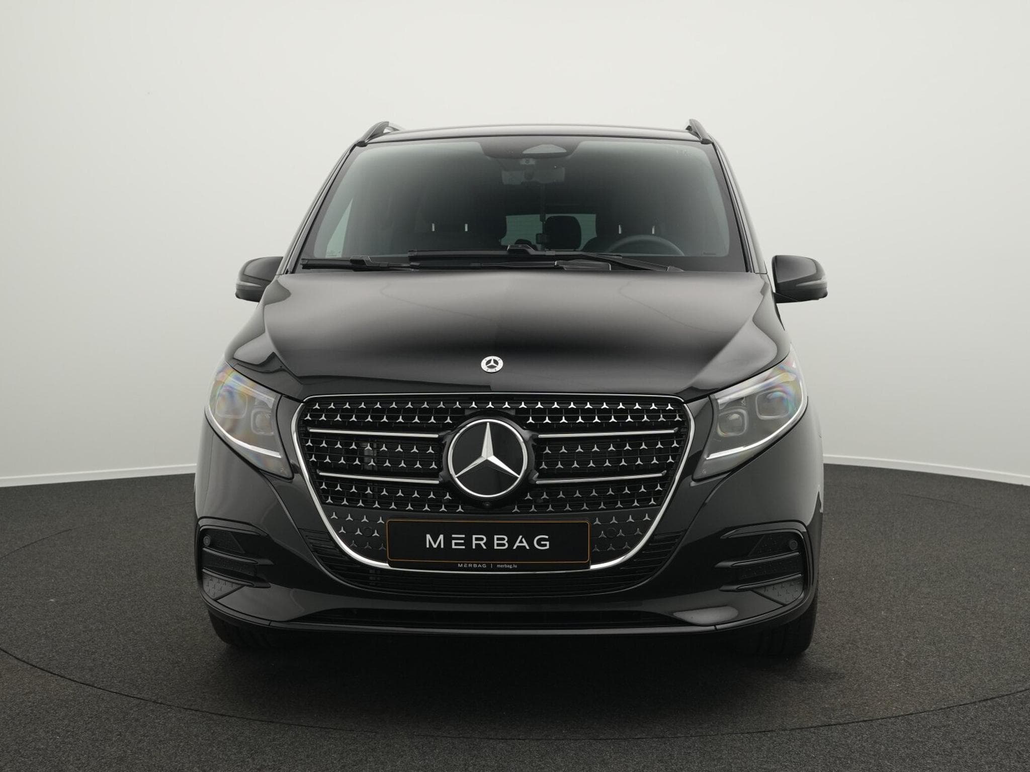 Mercedes V d 4MATIC EXCLUSIVE Lang (2026) - Photo 2