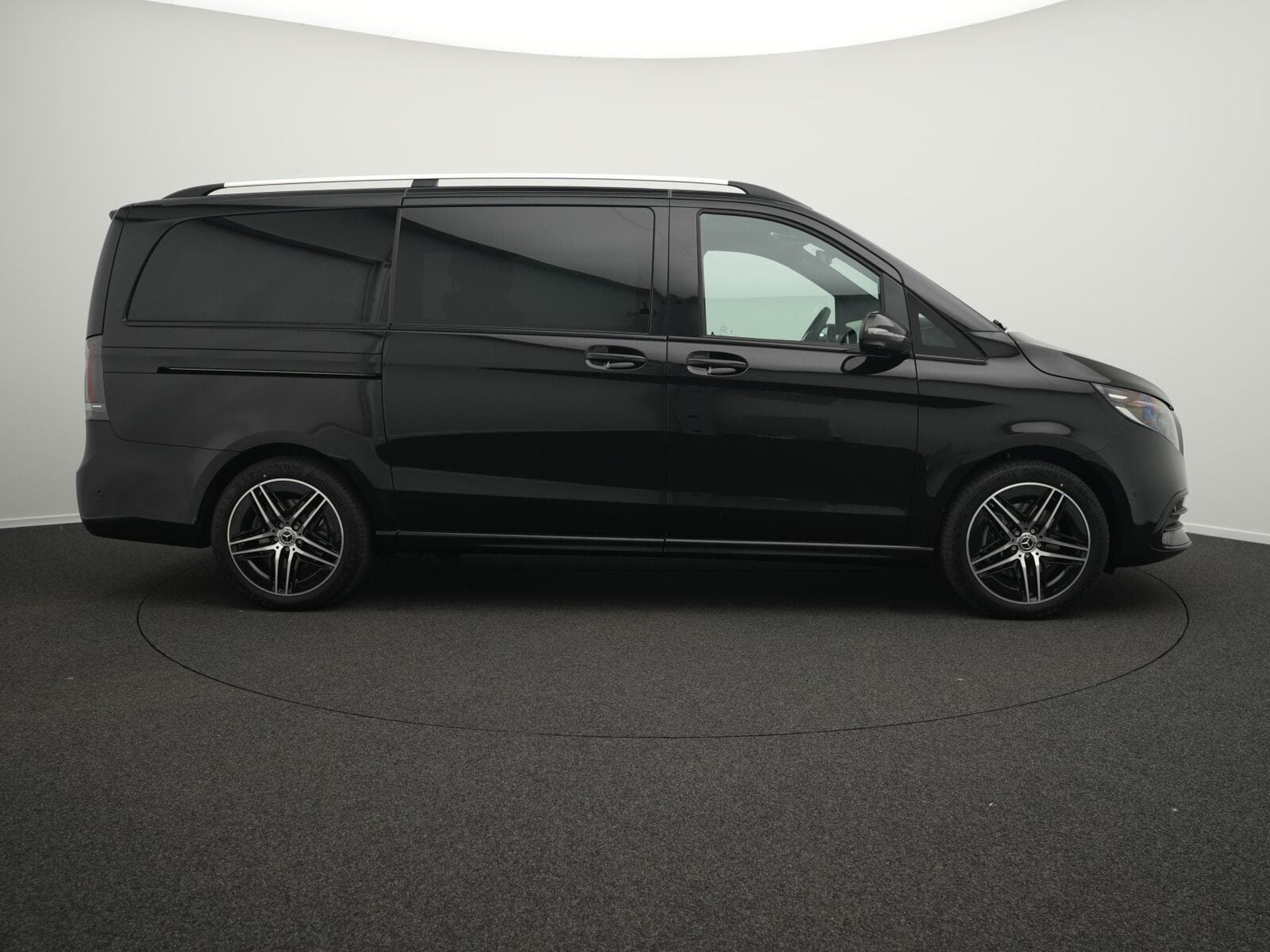 Mercedes V d 4MATIC EXCLUSIVE Lang (2026) - Photo 5