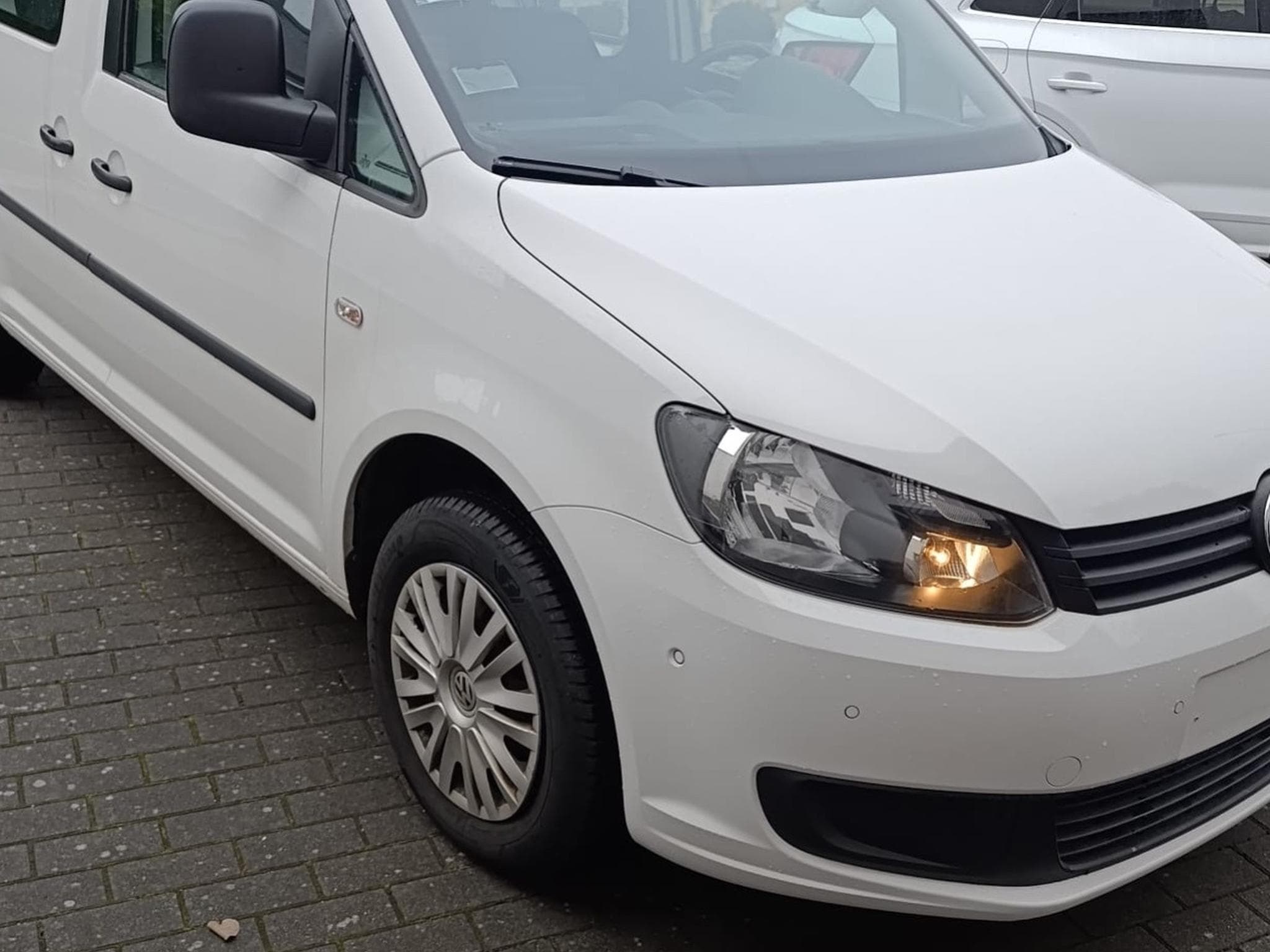 VW Caddy VW Caddy Essence (2014) - Photo 2