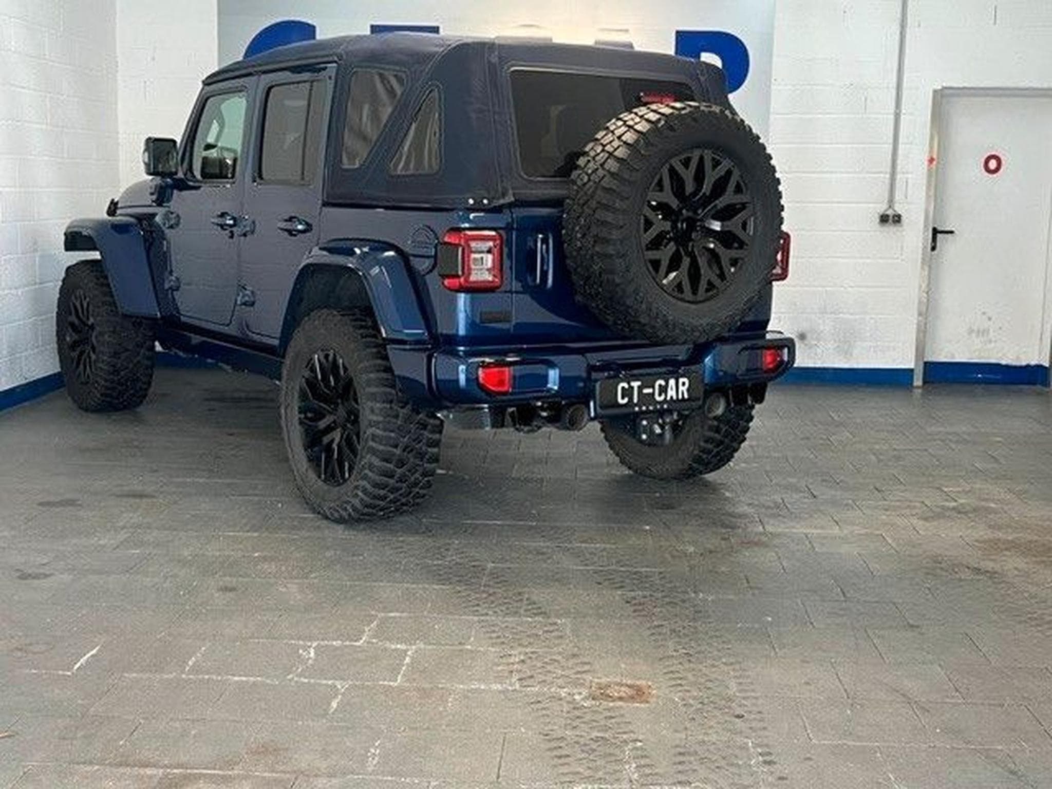 Jeep Wrangler BRUT - Cabrio/Hardtop - Hybrid - 1H (2023) - Photo 4