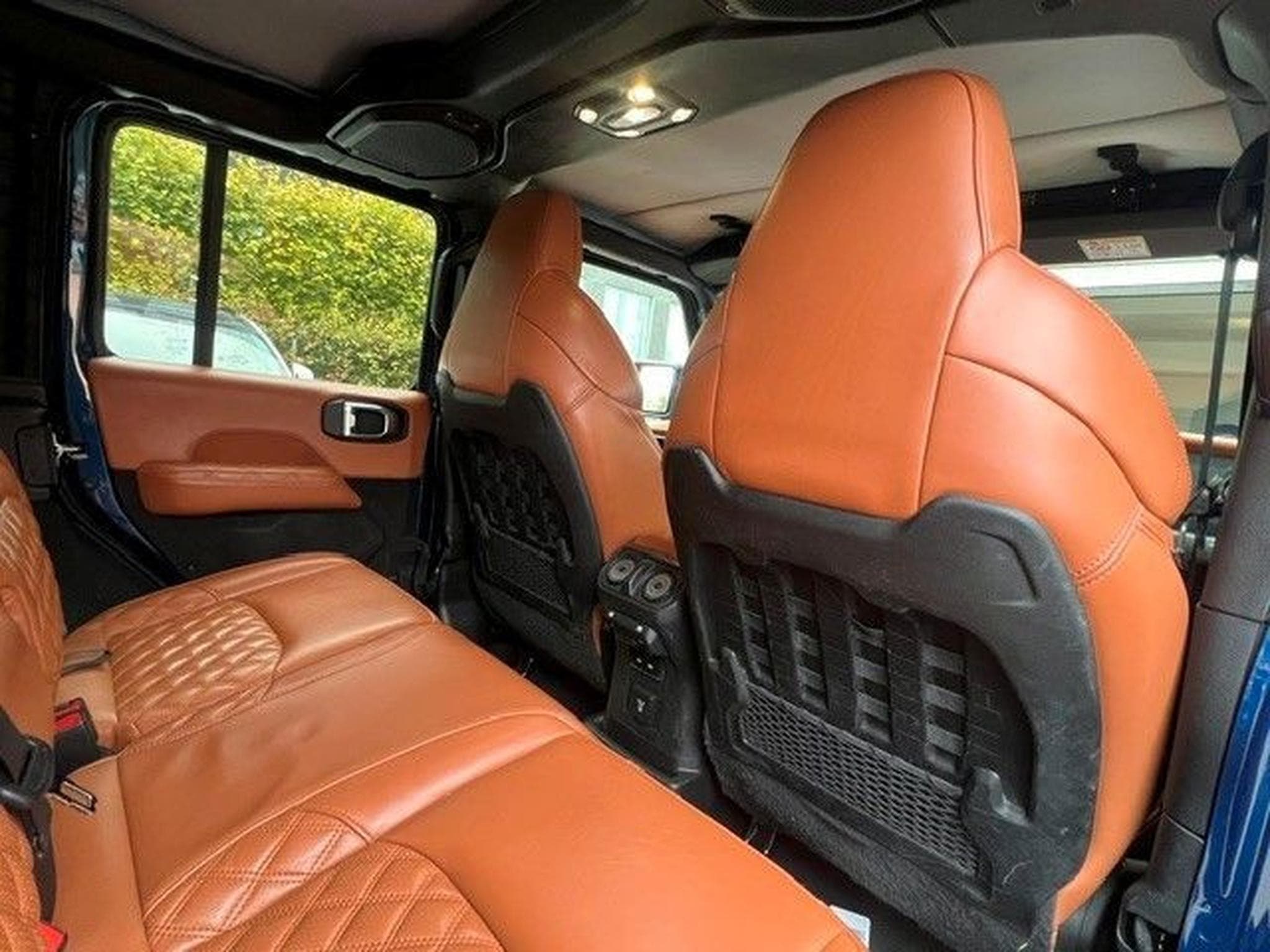 Jeep Wrangler BRUT - Cabrio/Hardtop - Hybrid - 1H (2023) - Photo 10