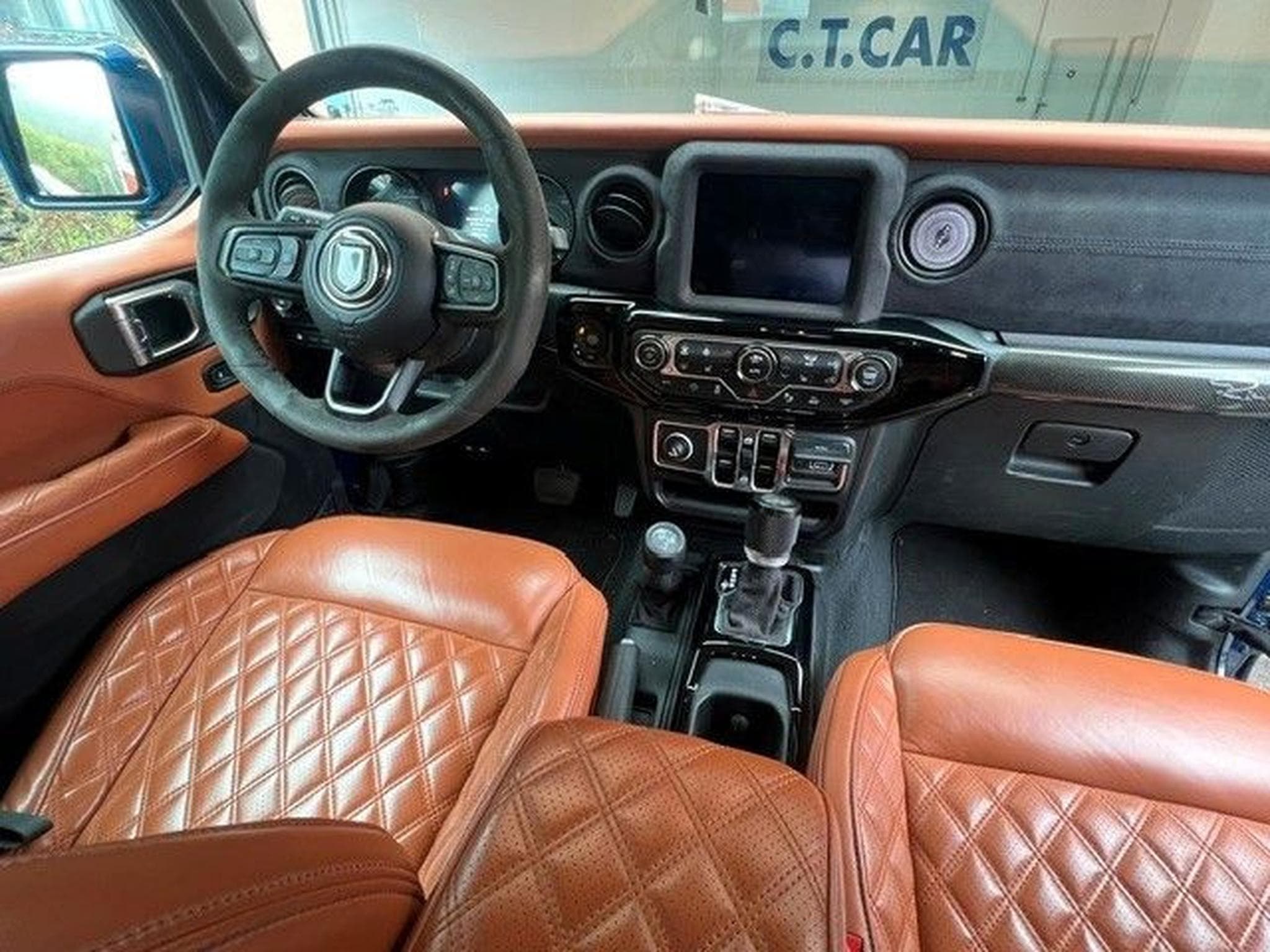Jeep Wrangler BRUT - Cabrio/Hardtop - Hybrid - 1H (2023) - Photo 8