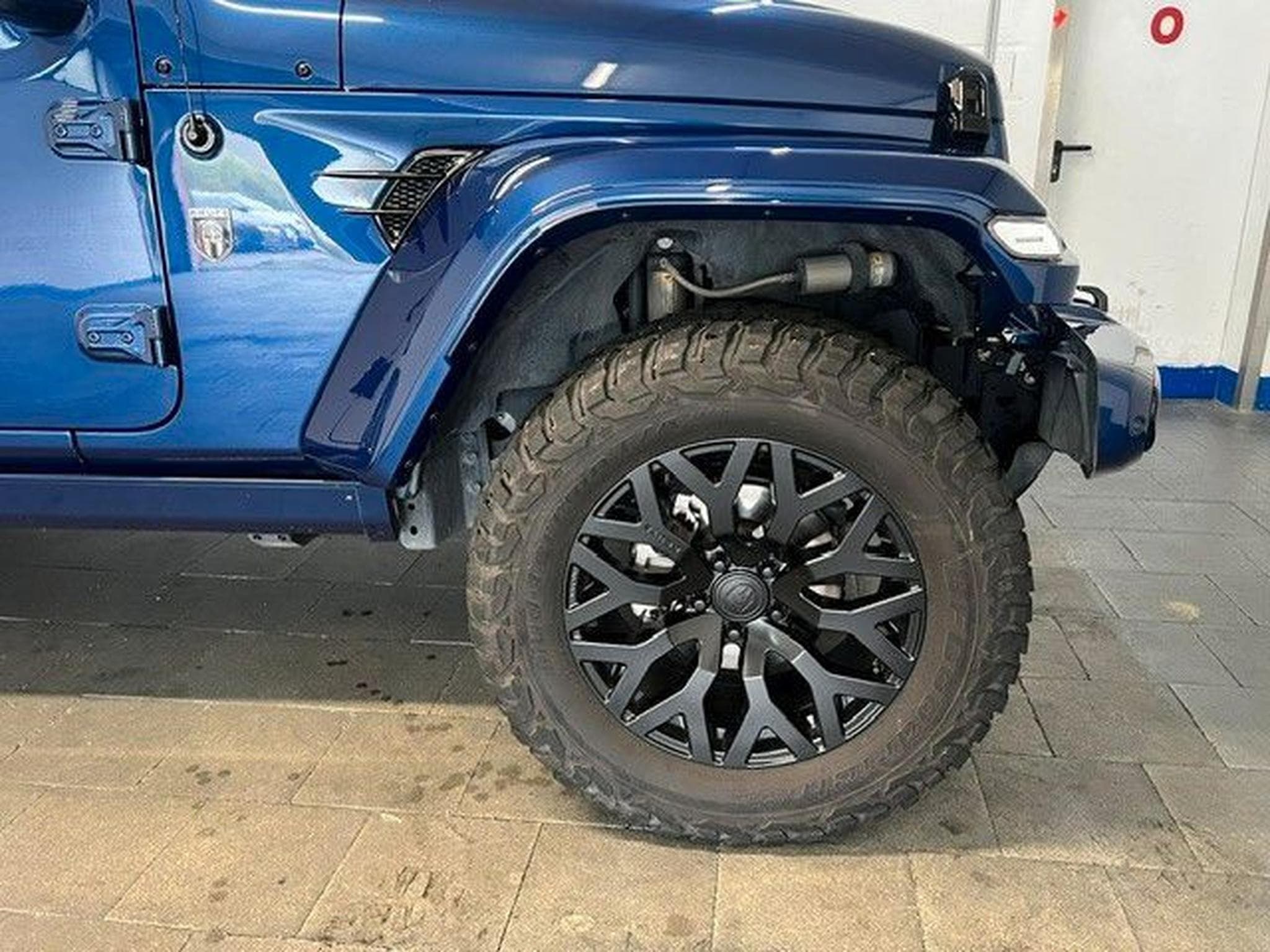 Jeep Wrangler BRUT - Cabrio/Hardtop - Hybrid - 1H (2023) - Photo 22